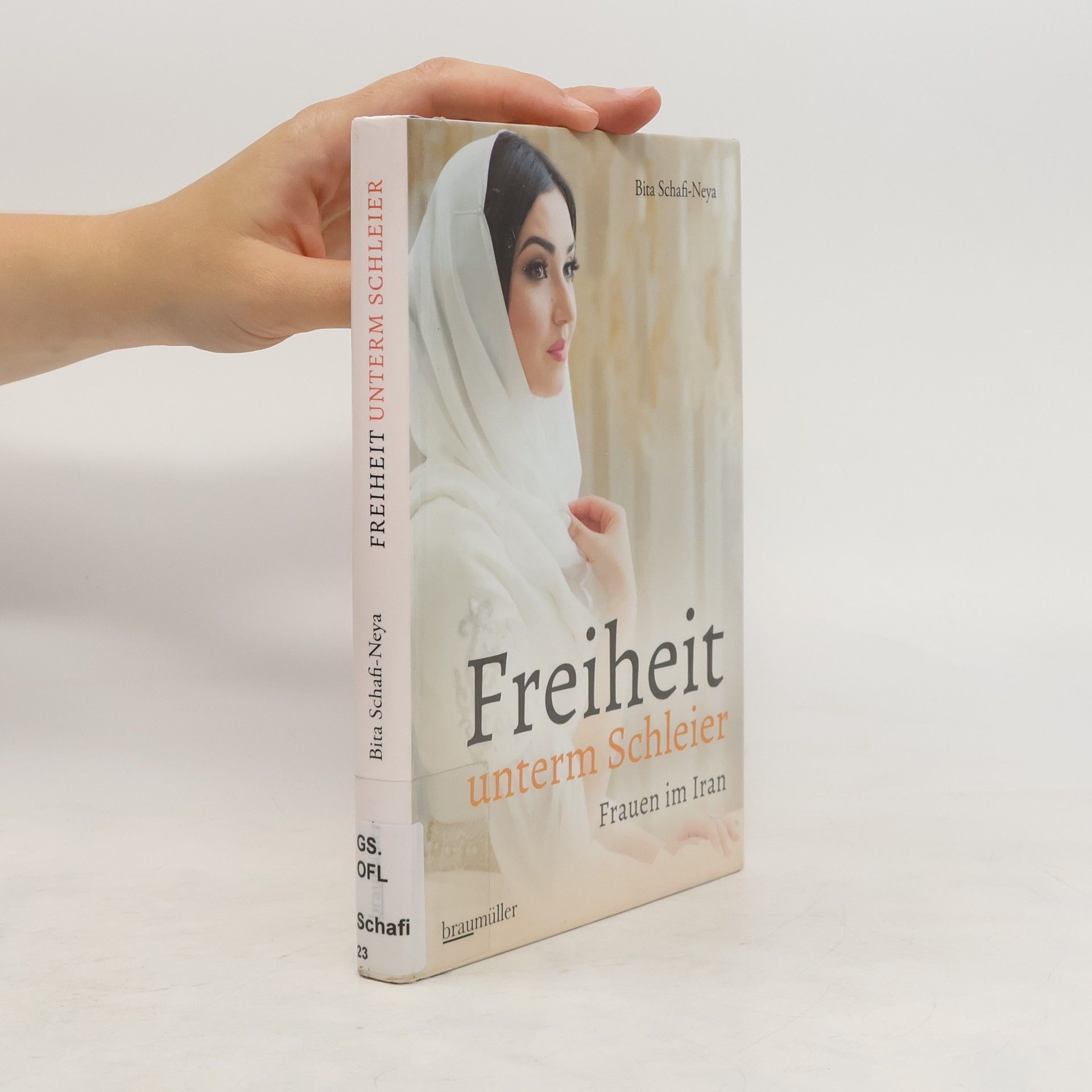 Bita Schafi Neya Freiheit unterm Schleier