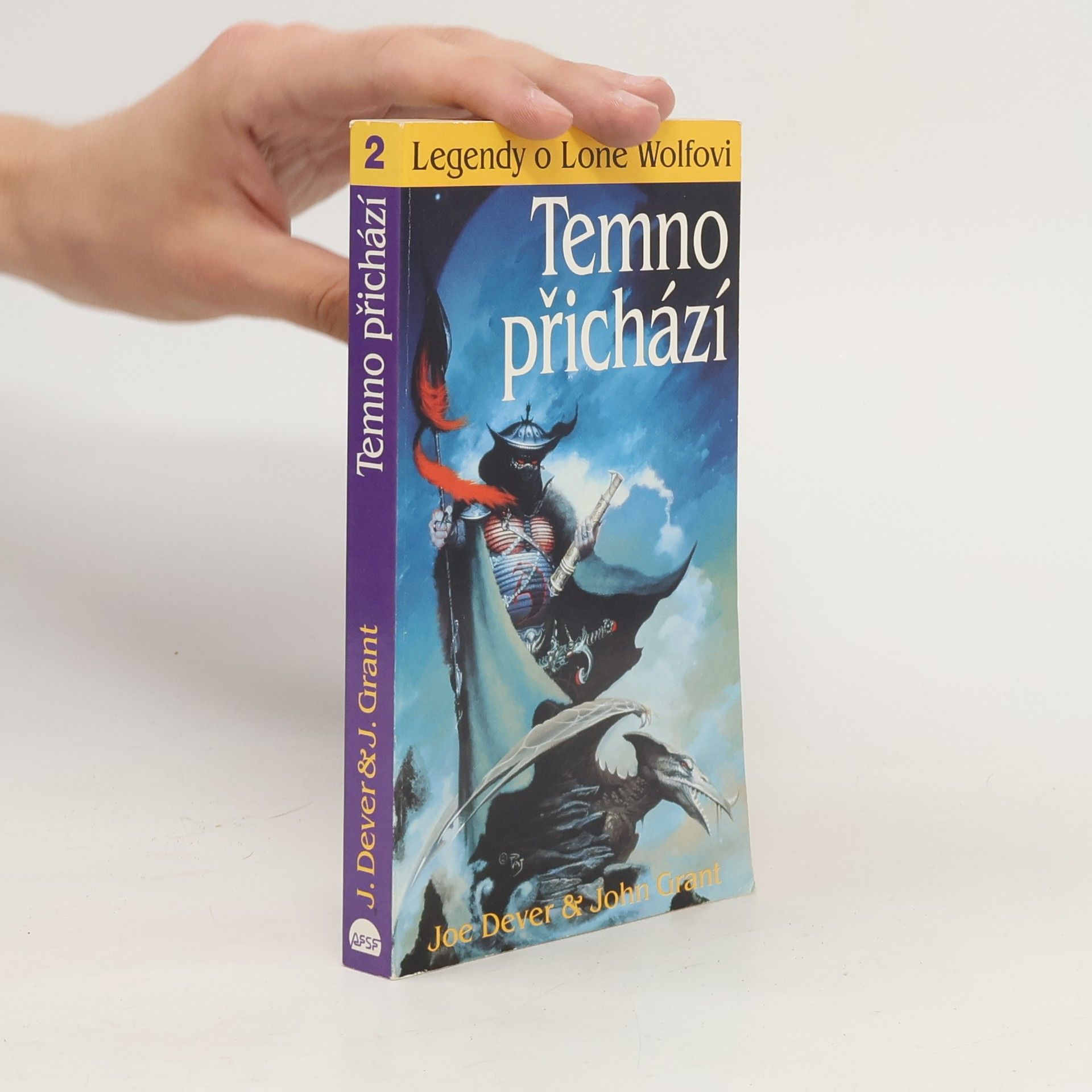 Joe Dever Temno přichází