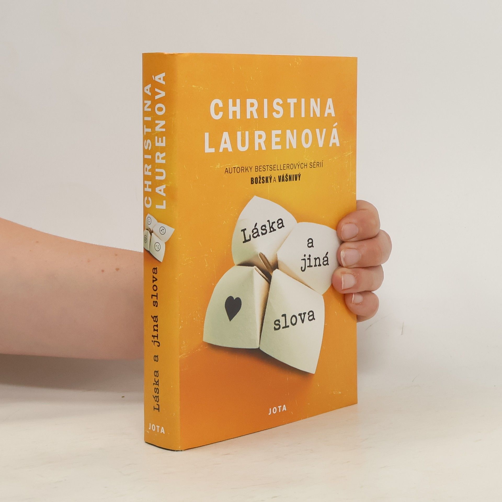 Christina Lauren Láska a jiná slova