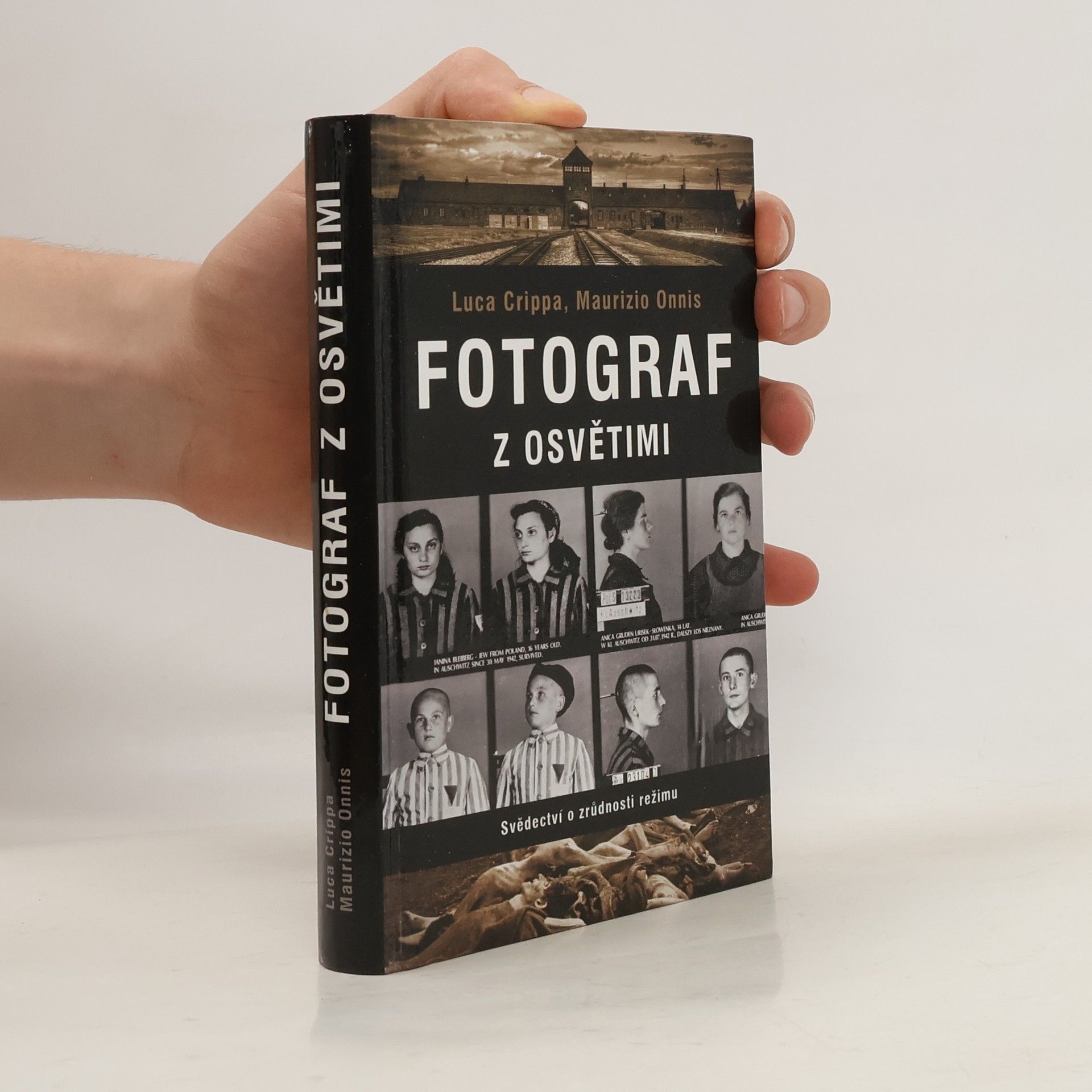 Luca Crippa Fotograf z Osvětimi