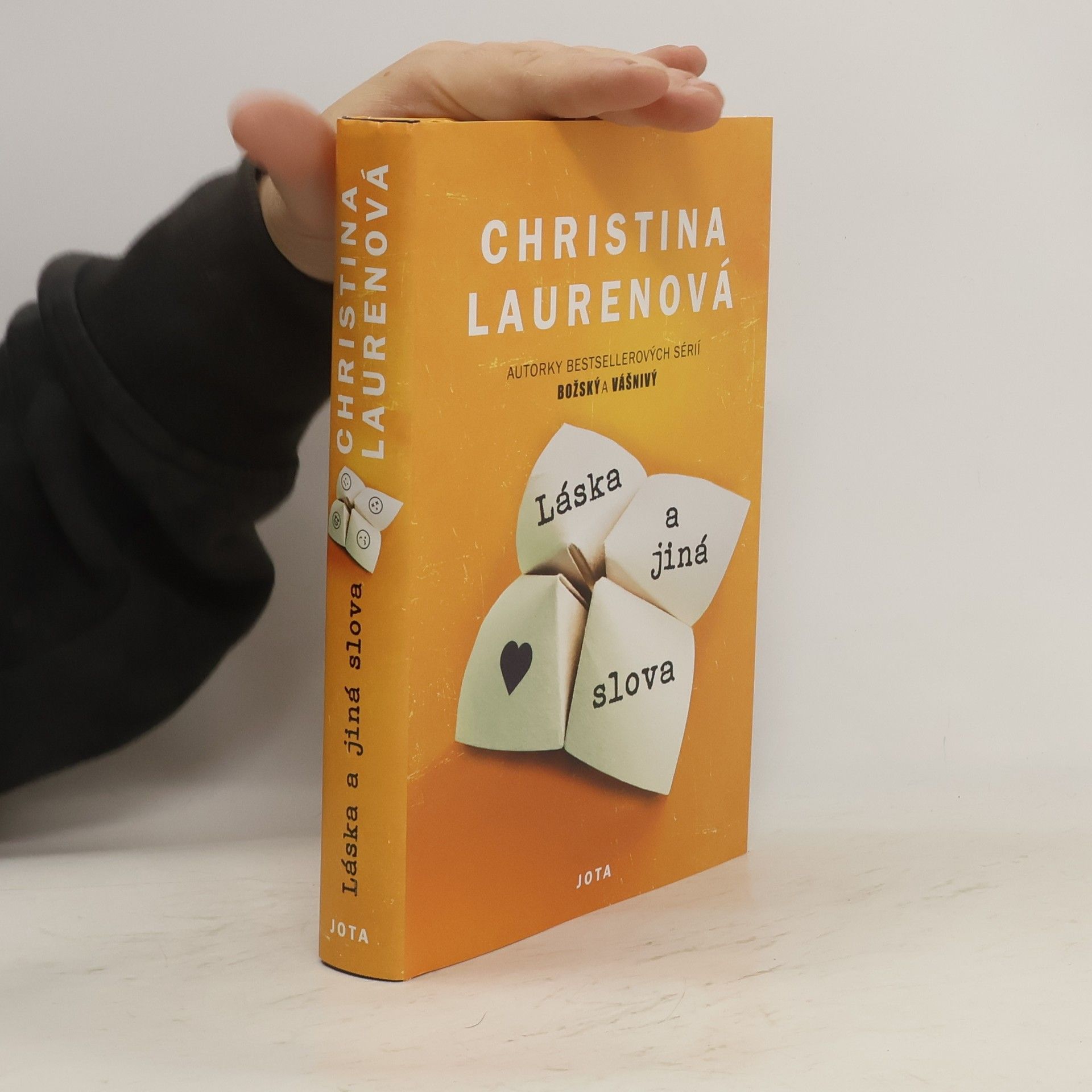 Christina Lauren Láska a jiná slova