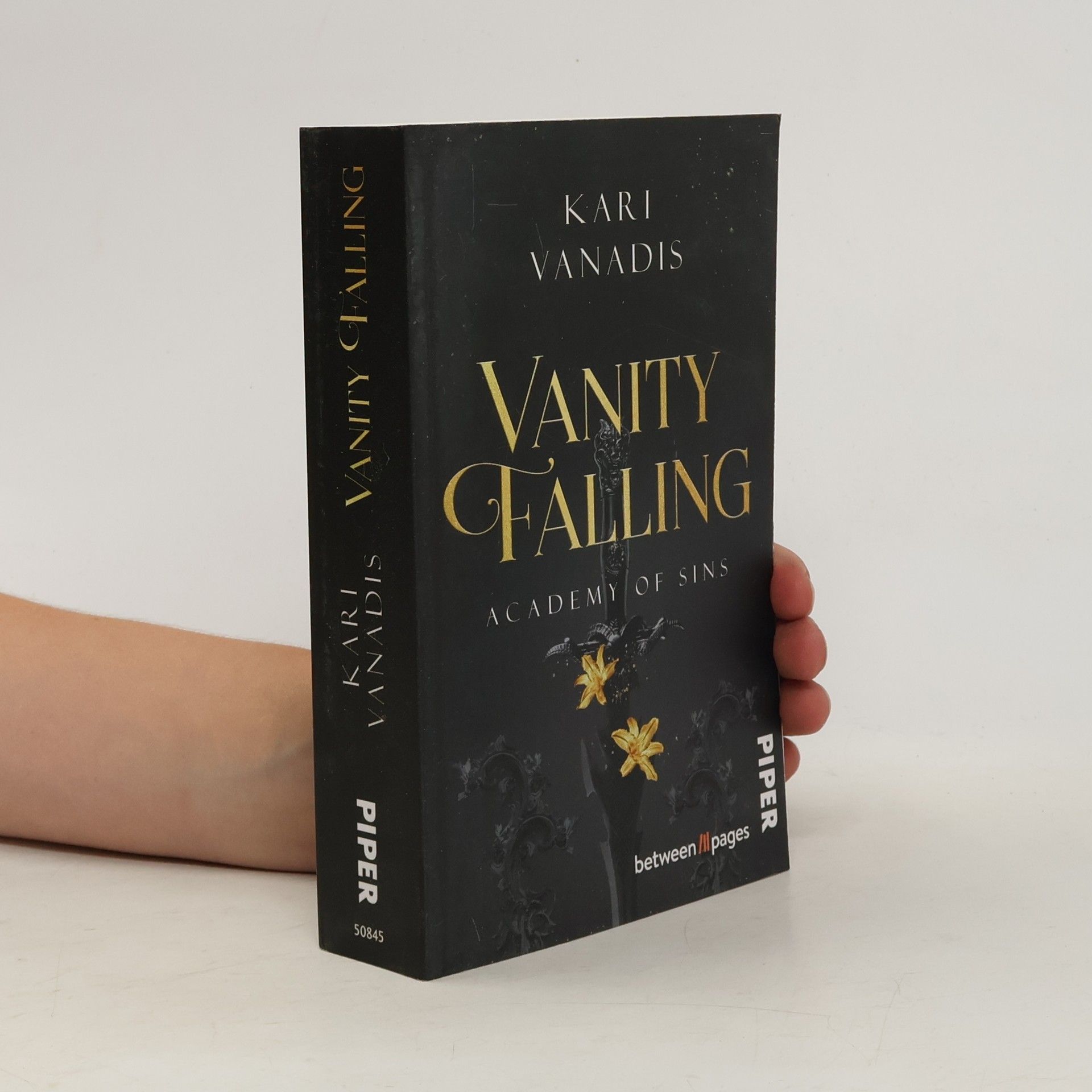 Kari Vanadis Vanity Falling: Academy of Sins