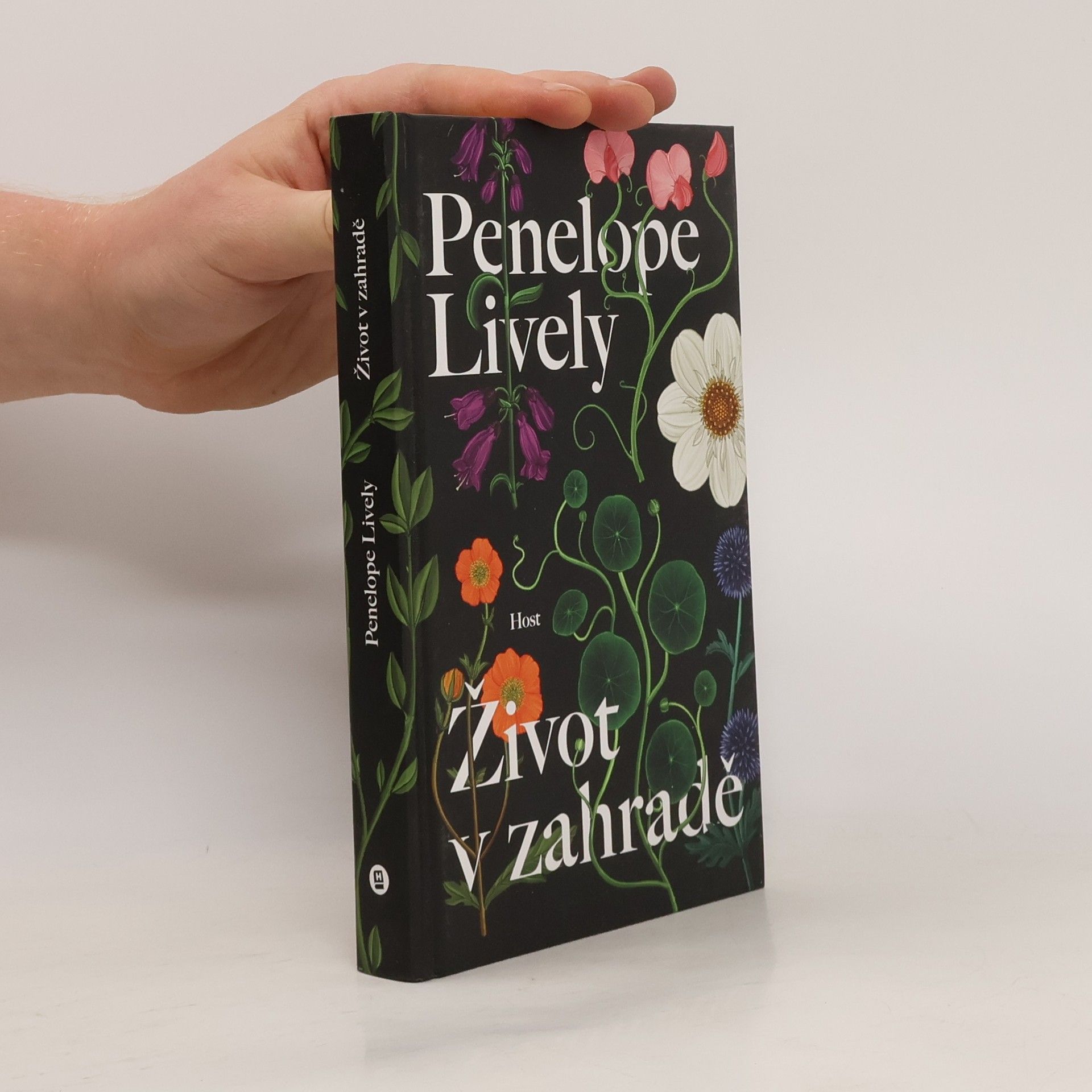 Penelope Lively Život v zahradě