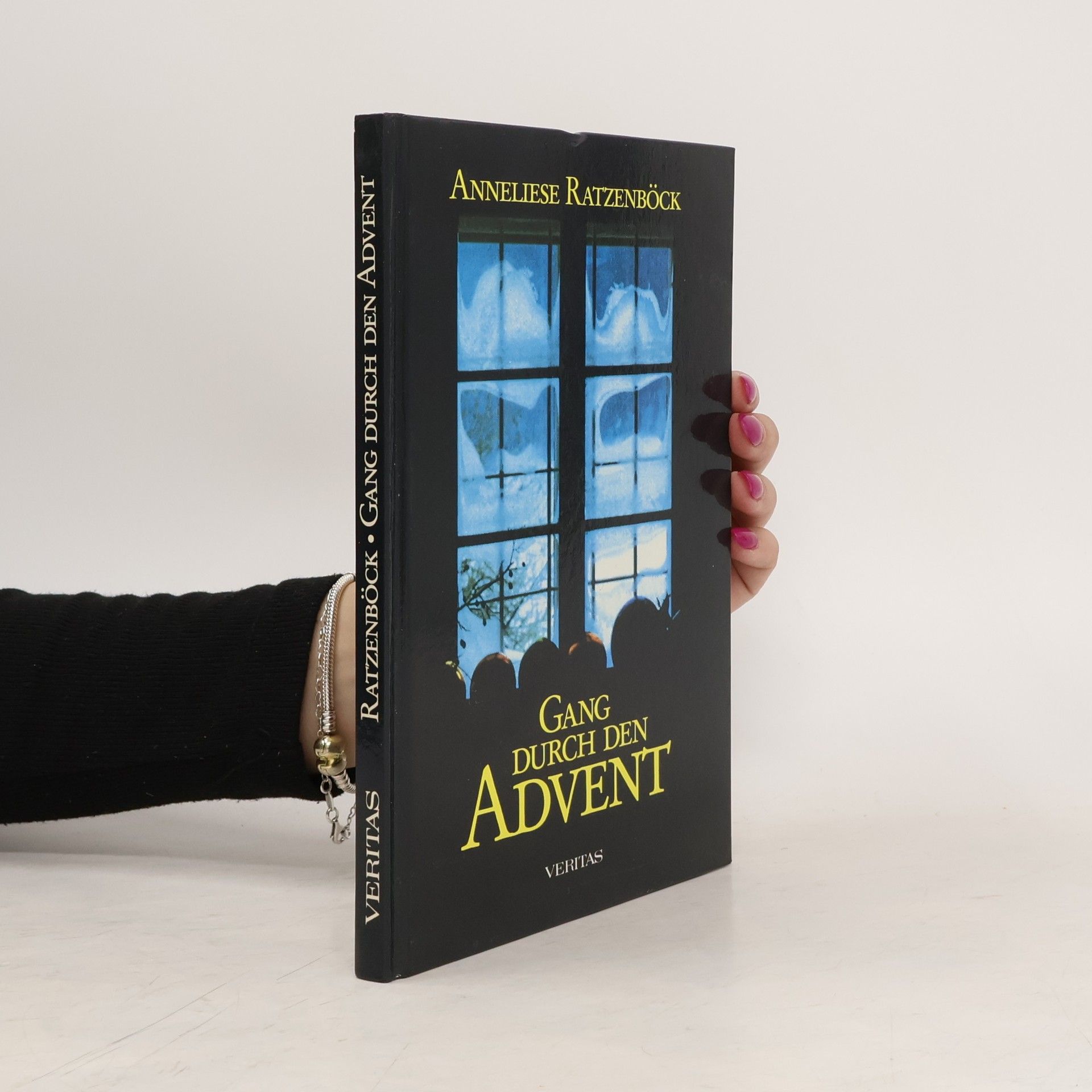 Anneliese Ratzenböck Gang durch den Advent
