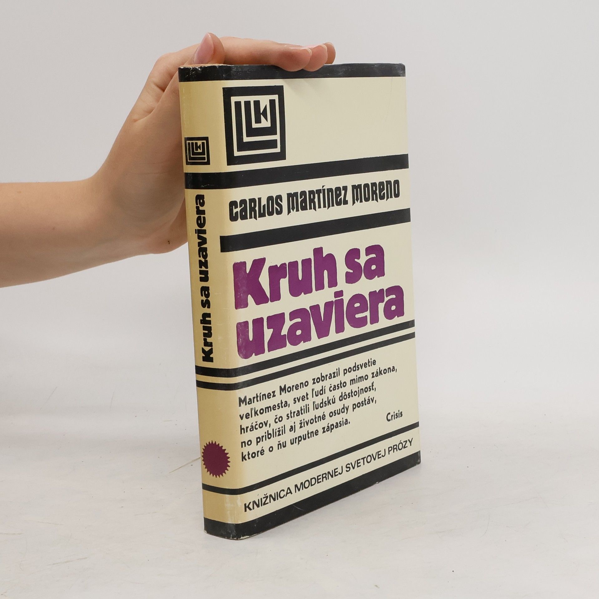 Carlos Martínez Moreno Kruh sa uzaviera