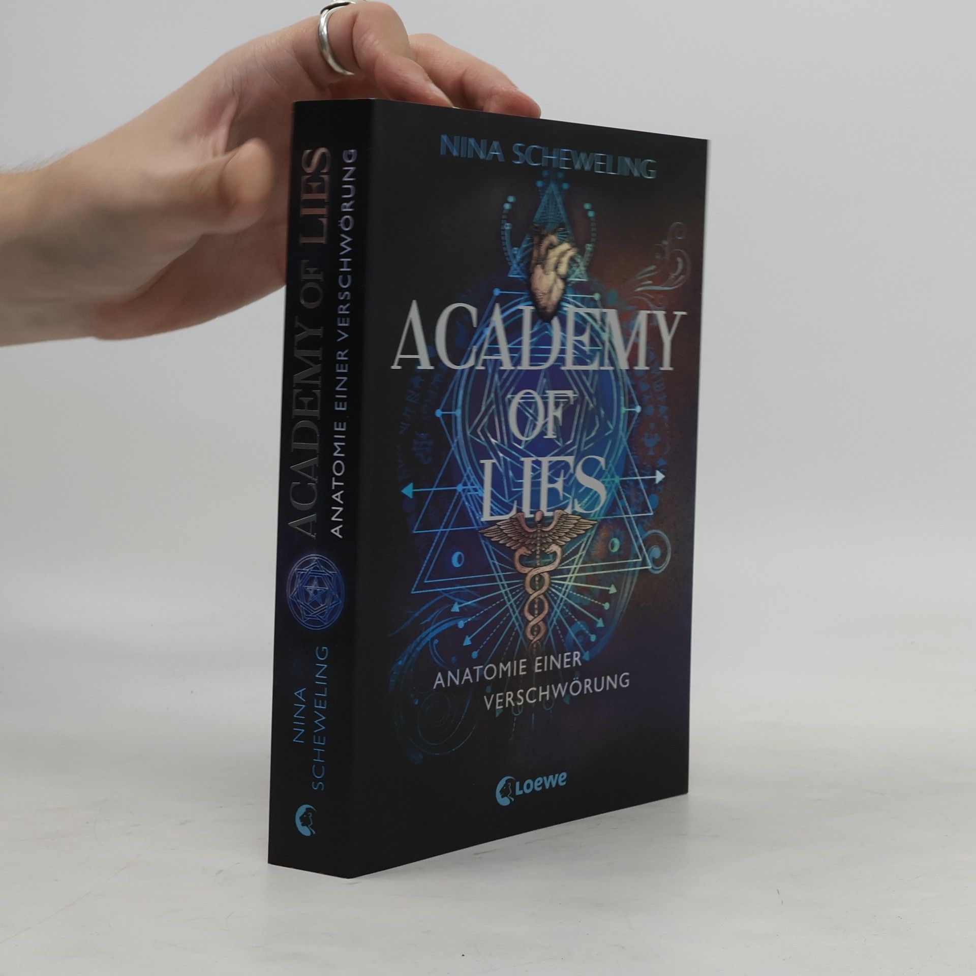 Nina Scheweling Academy of Lies. Anatomie einer Verschwörung
