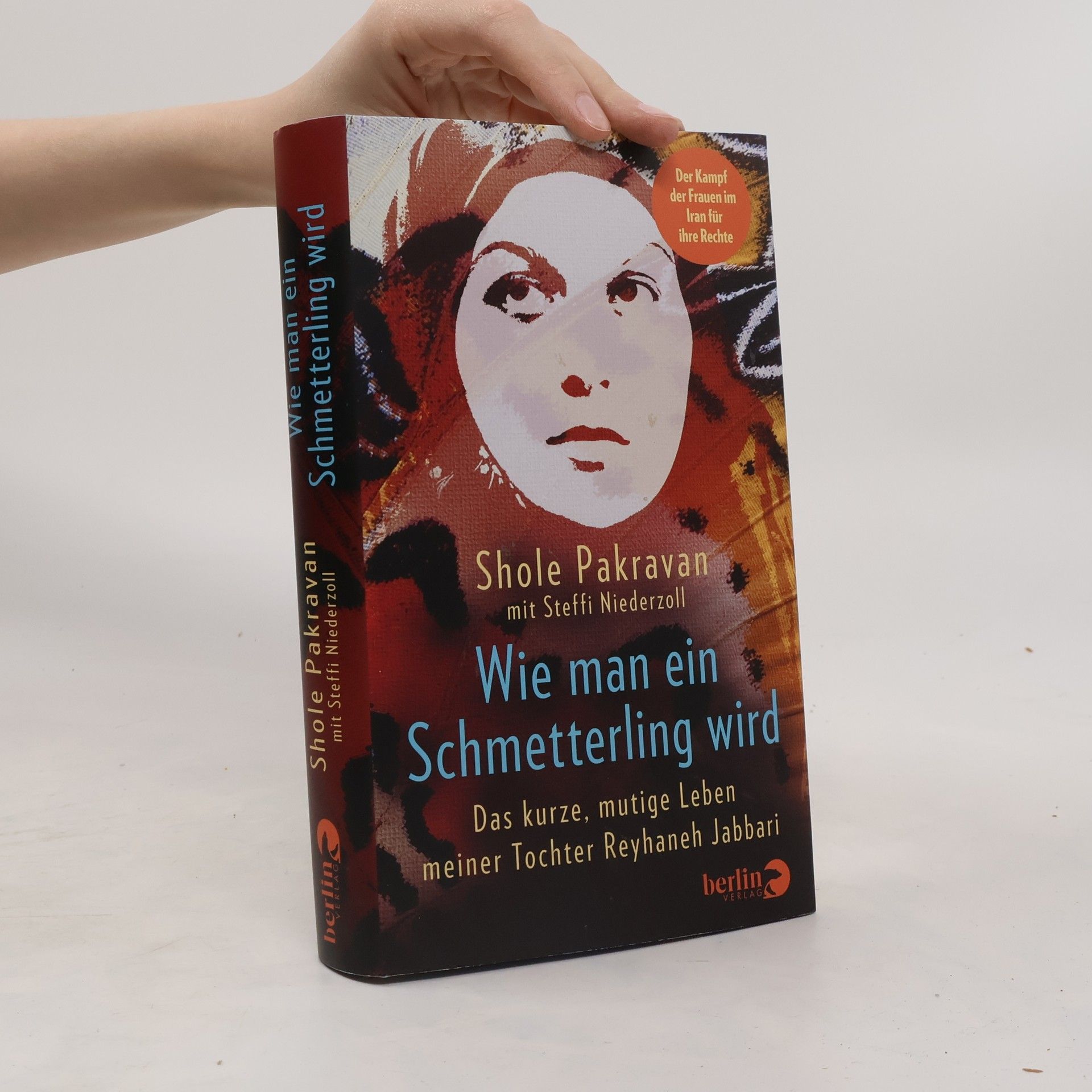 Shole Pakravan Wie man ein Schmetterling wird