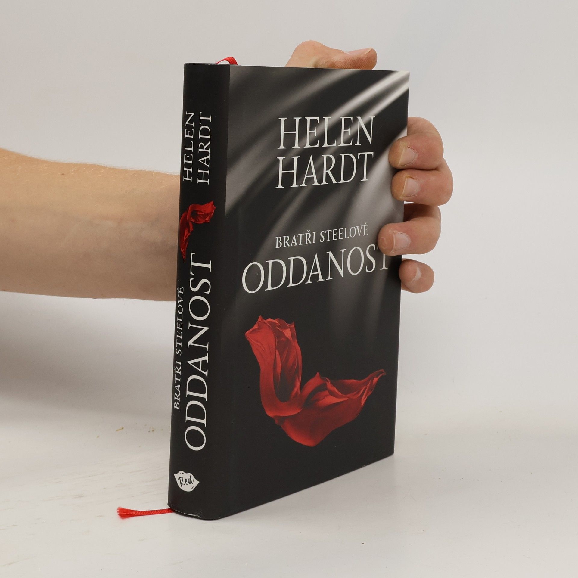 Helen Hardt Bratři Steelové. Oddanost