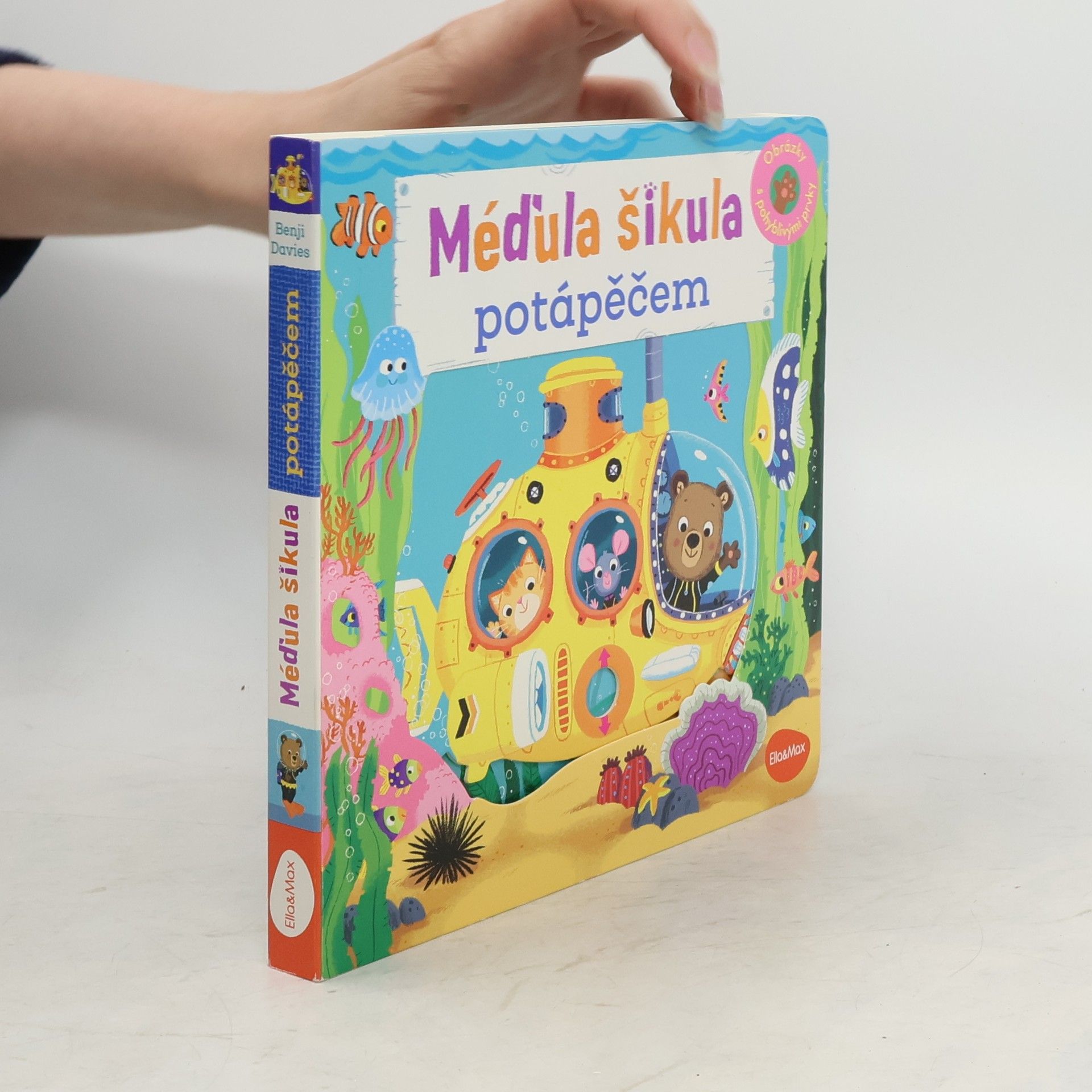 Benji Davies Méďula Šikula potápěčem - Obrázky s pohyblivými prvky