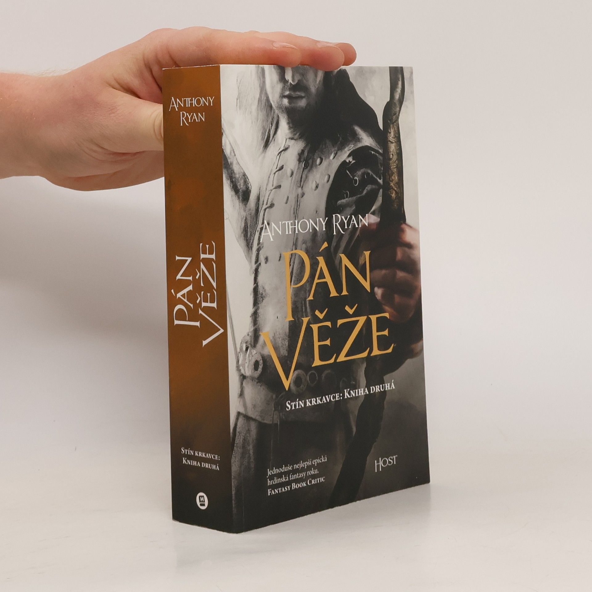 Anthony Ryan Pán věže. Stín krkavce. 2. díl