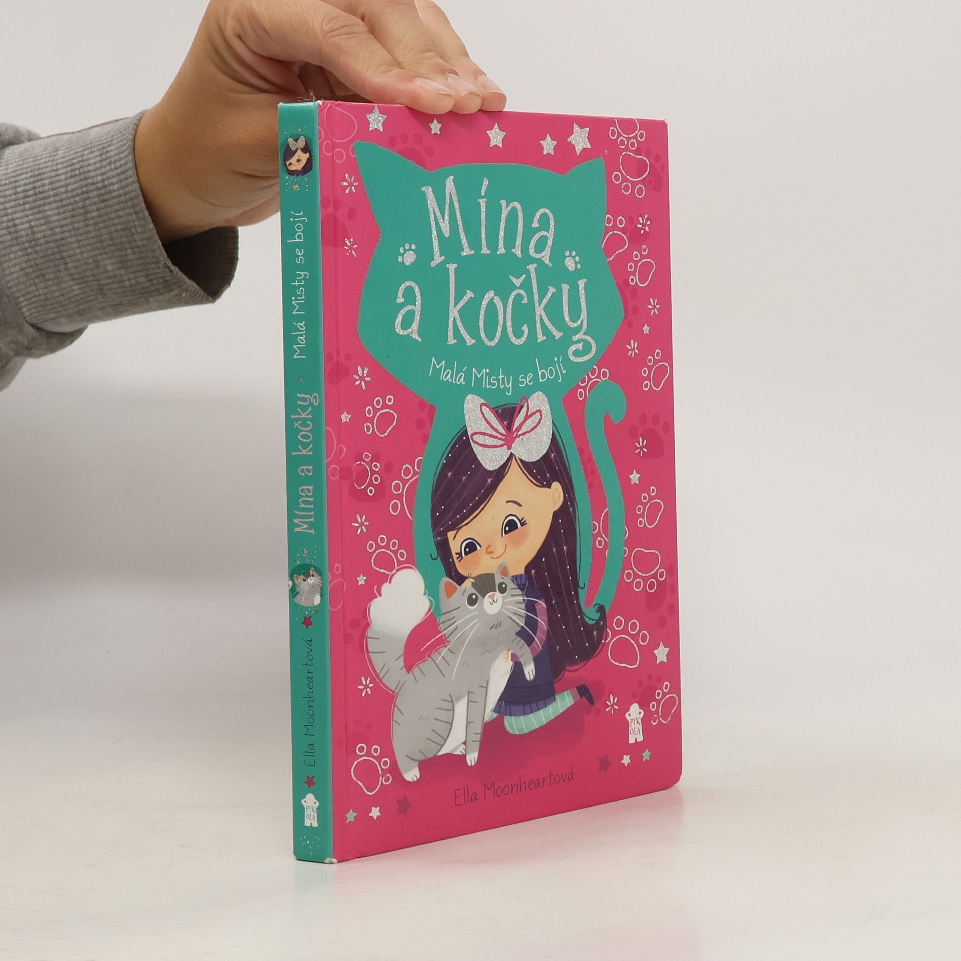 Ella Moonheart Mína a kočky. Malá Misty se bojí