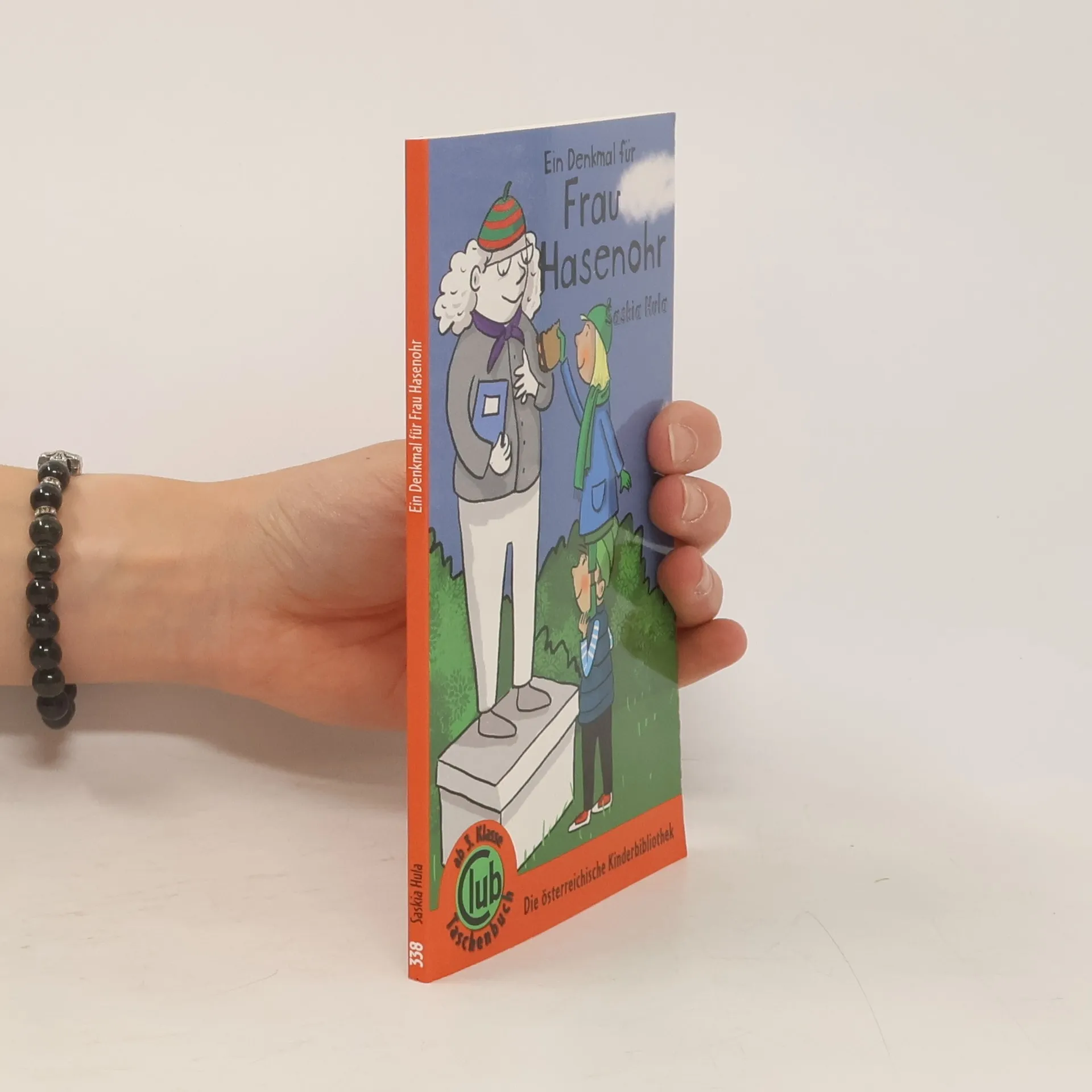 Ein Denkmal für Frau Hasenohr | Boek | Saskia Hula | DE