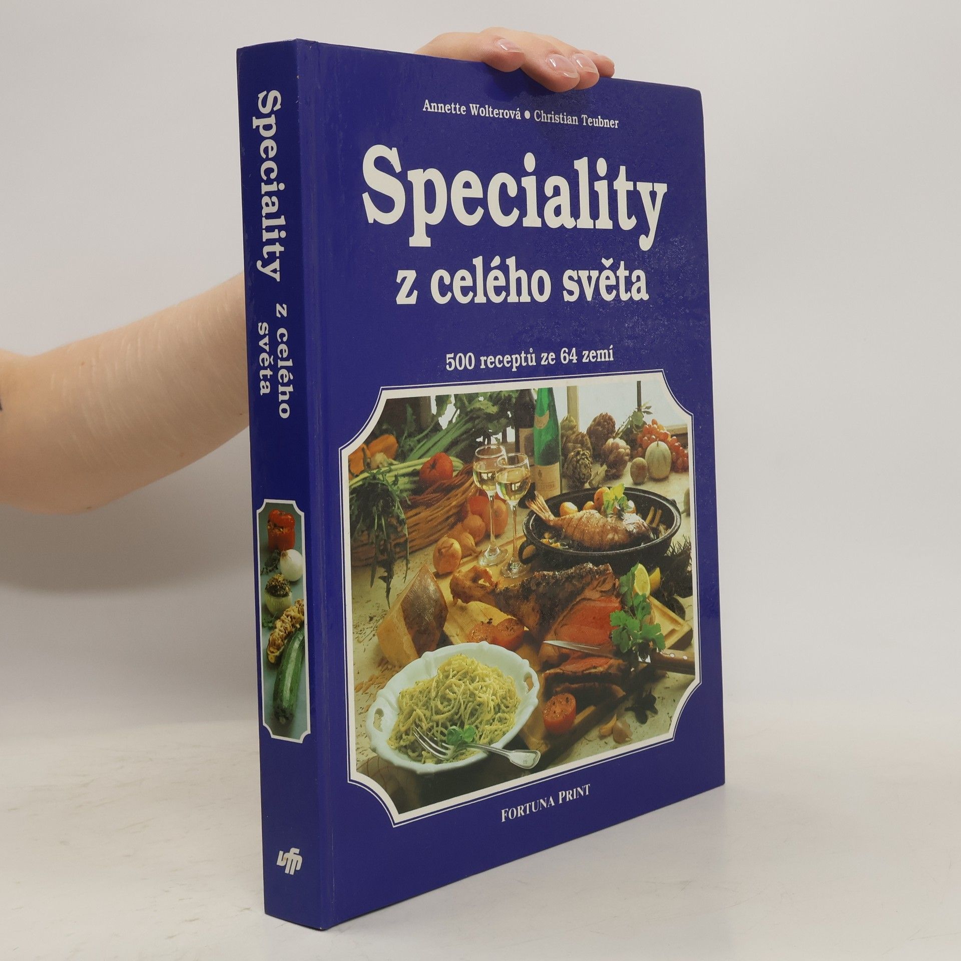 Christian Teubner Speciality z celého světa, 500 receptů ze 64 zemí
