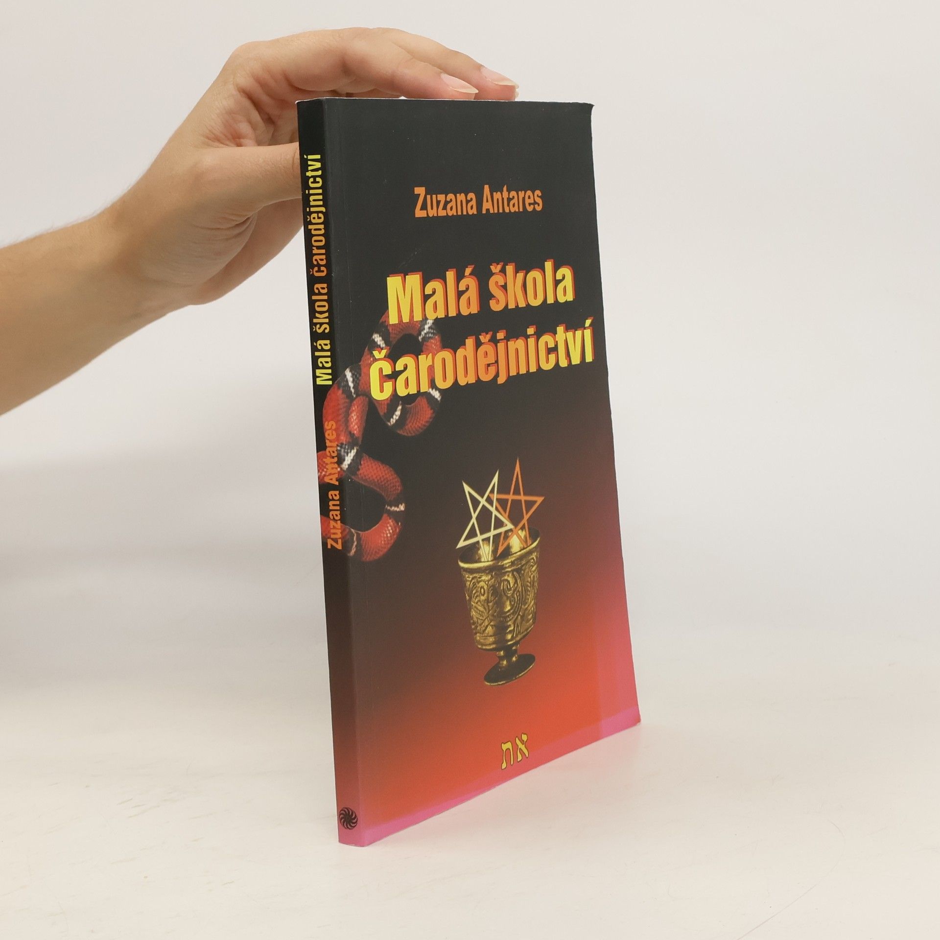 Zuzana Antares Malá škola čarodějnictví