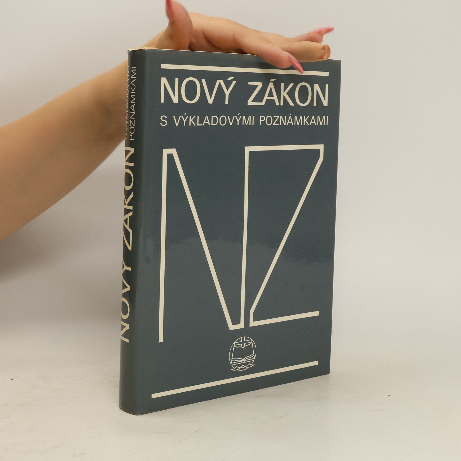 Collectif d'auteurs Nový zákon s výkladovými poznámkami