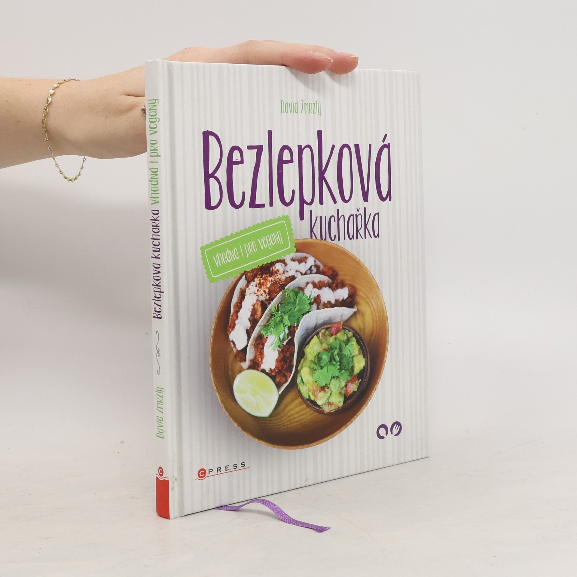 David Zmrzlý Bezlepková kuchařka vhodná i pro vegany