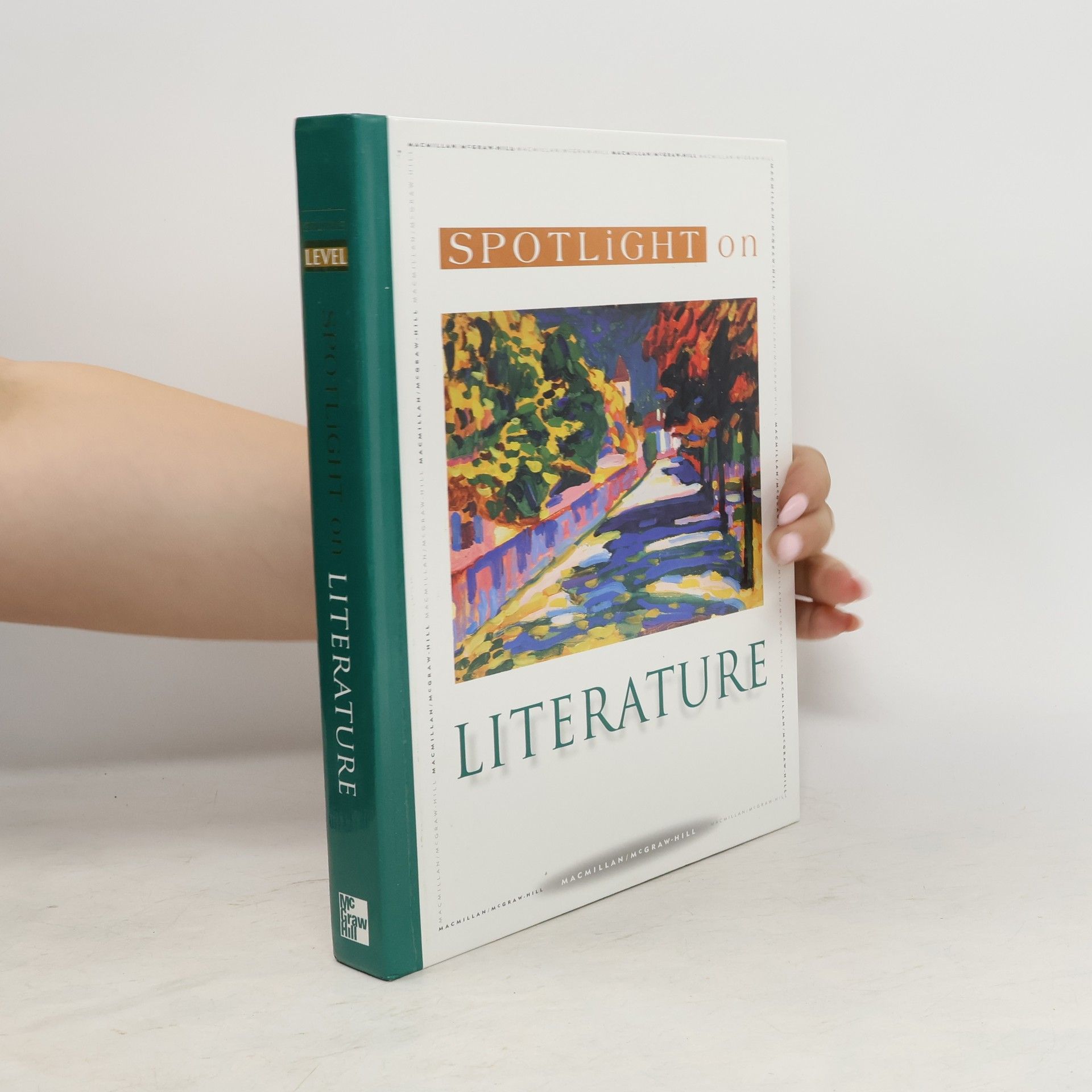 Collective Spotlight on Literature