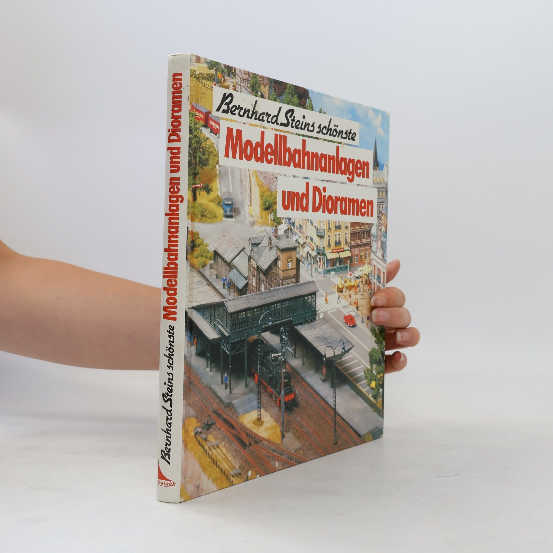 Modellbahnanlagen und Dioramen