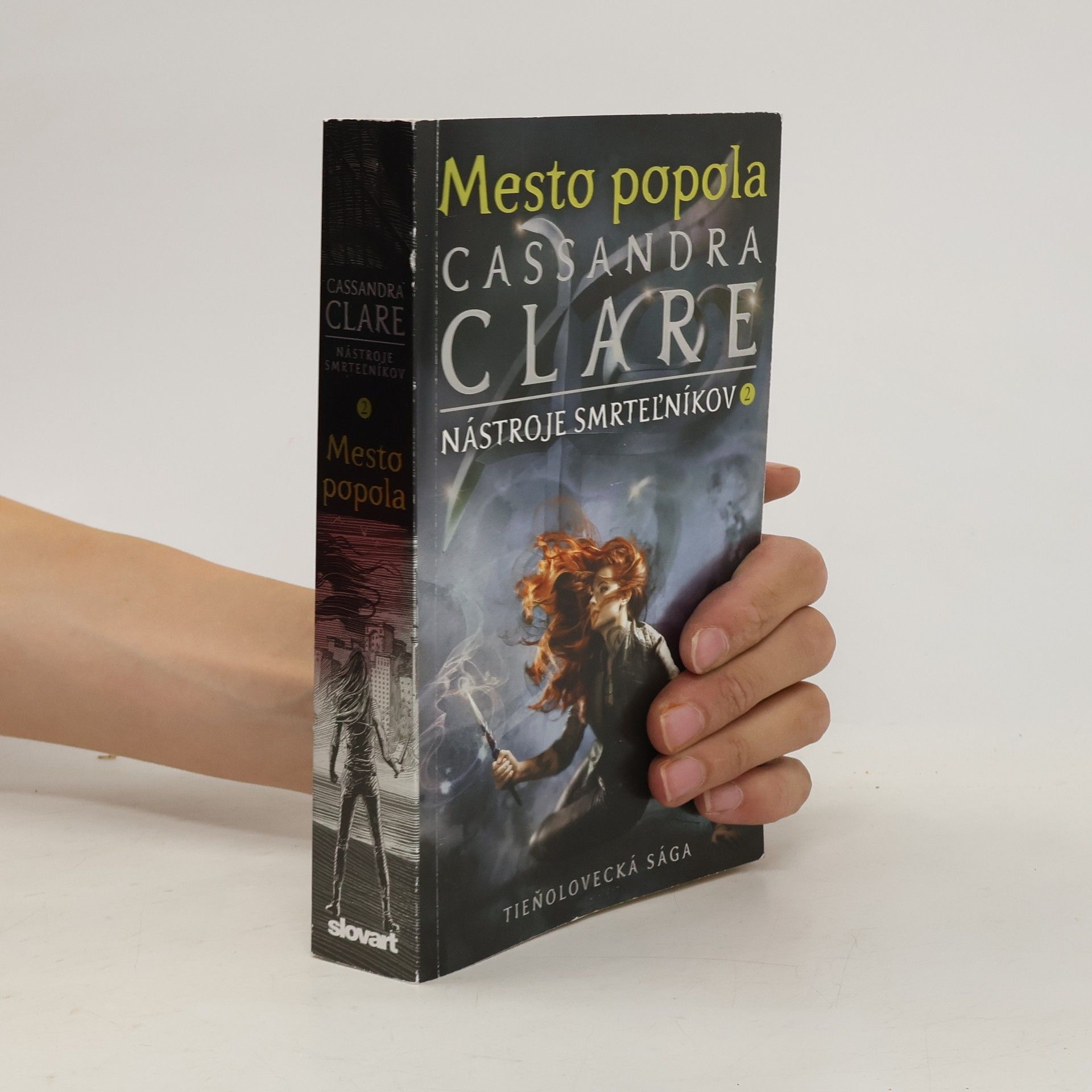 Cassandra Clare Mesto popola