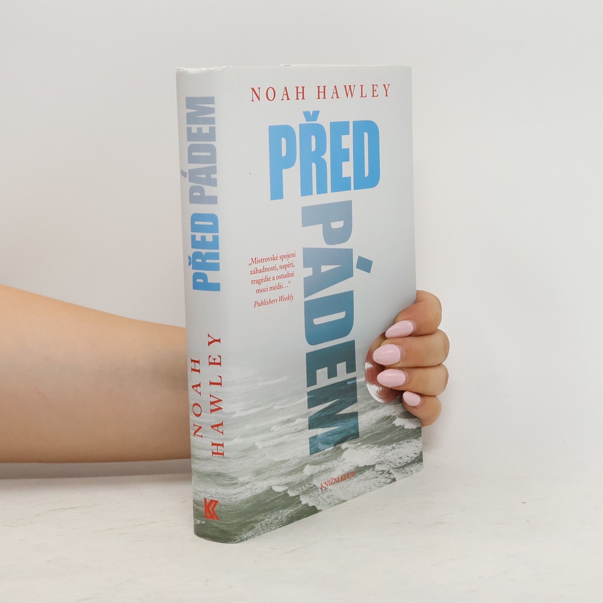 Noah Hawley Před pádem