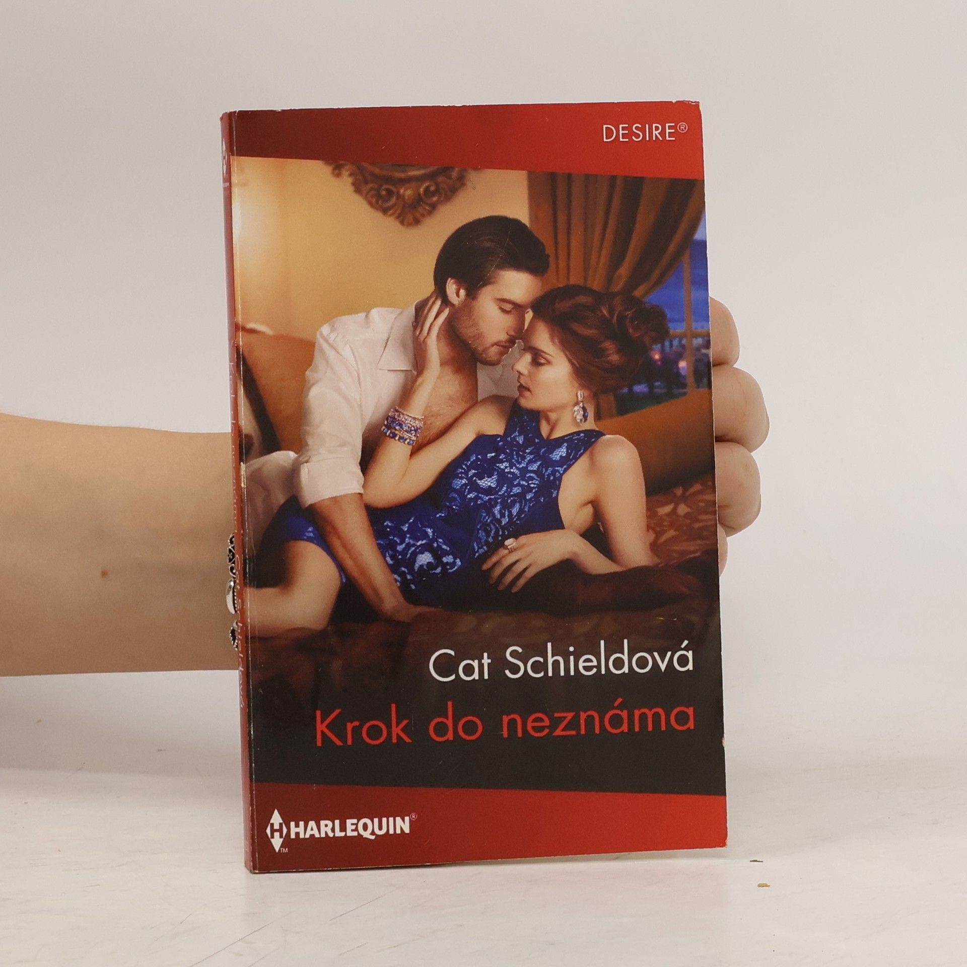 Cat Schield Krok do neznáma