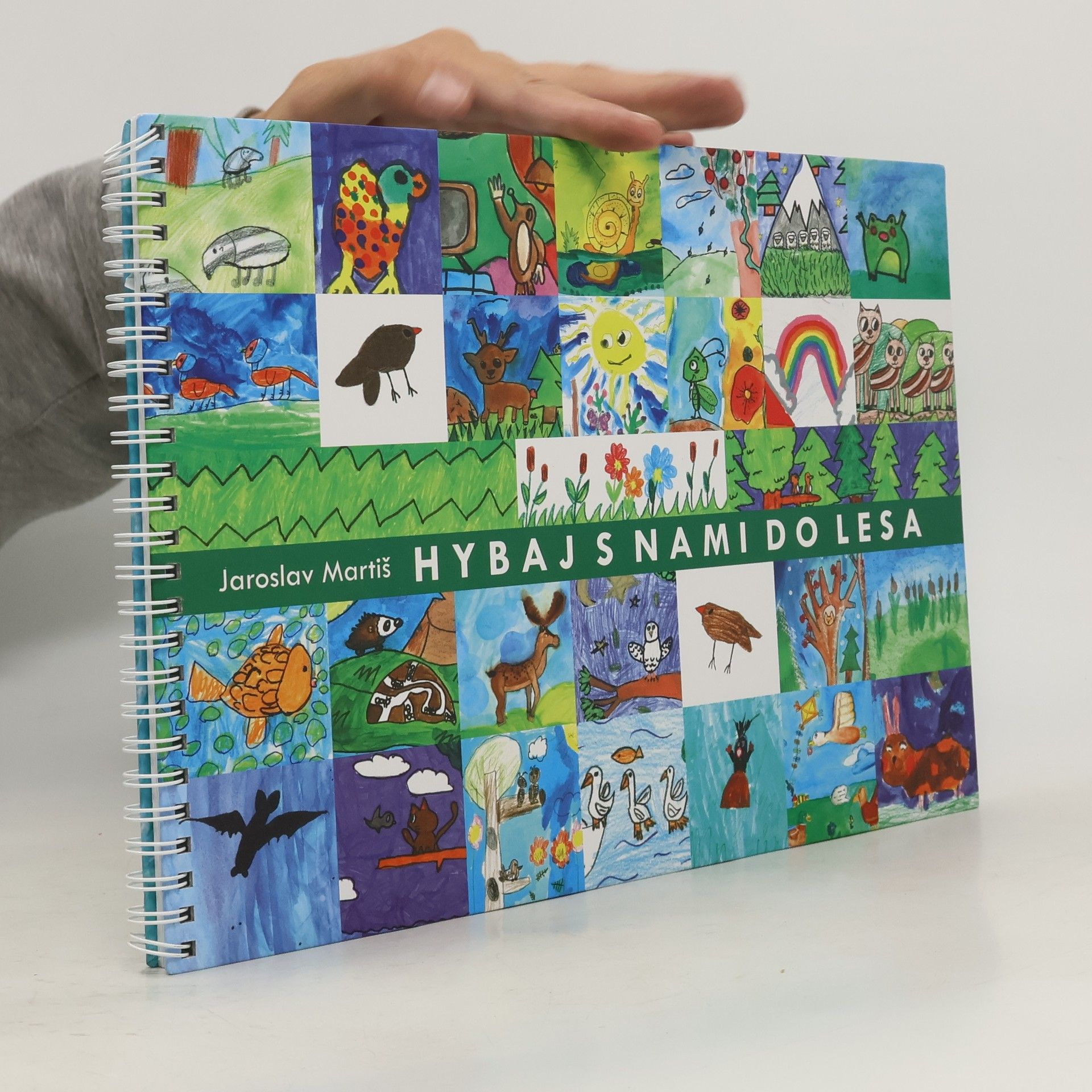 Hybaj s nami do lesa