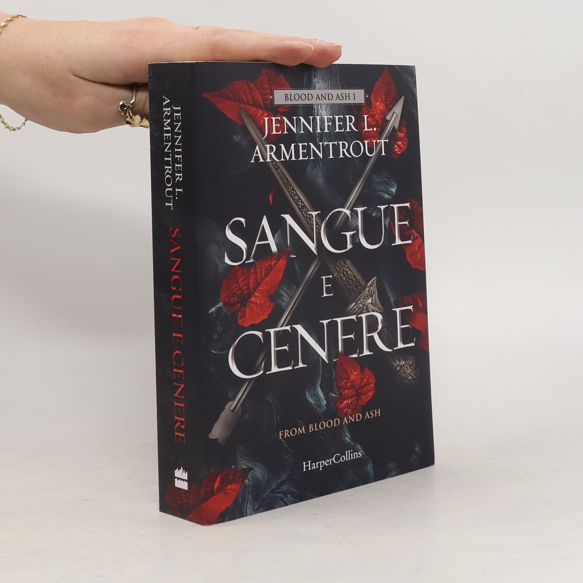 Jennifer L. Armentrout Sangue e cenere