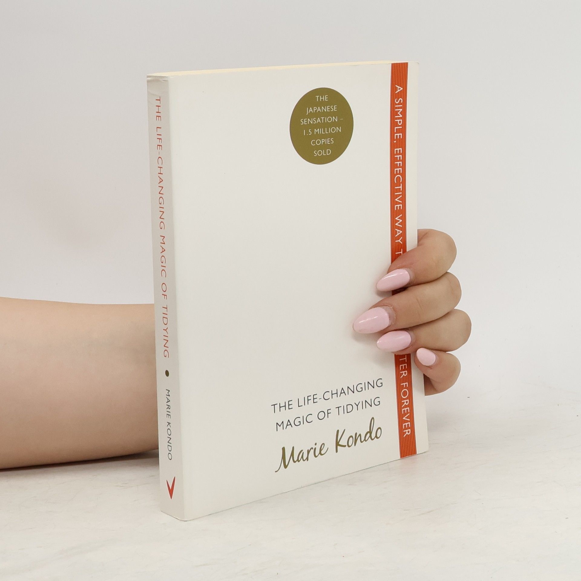 Marie Kondō The Life-changing Magic of Tidying