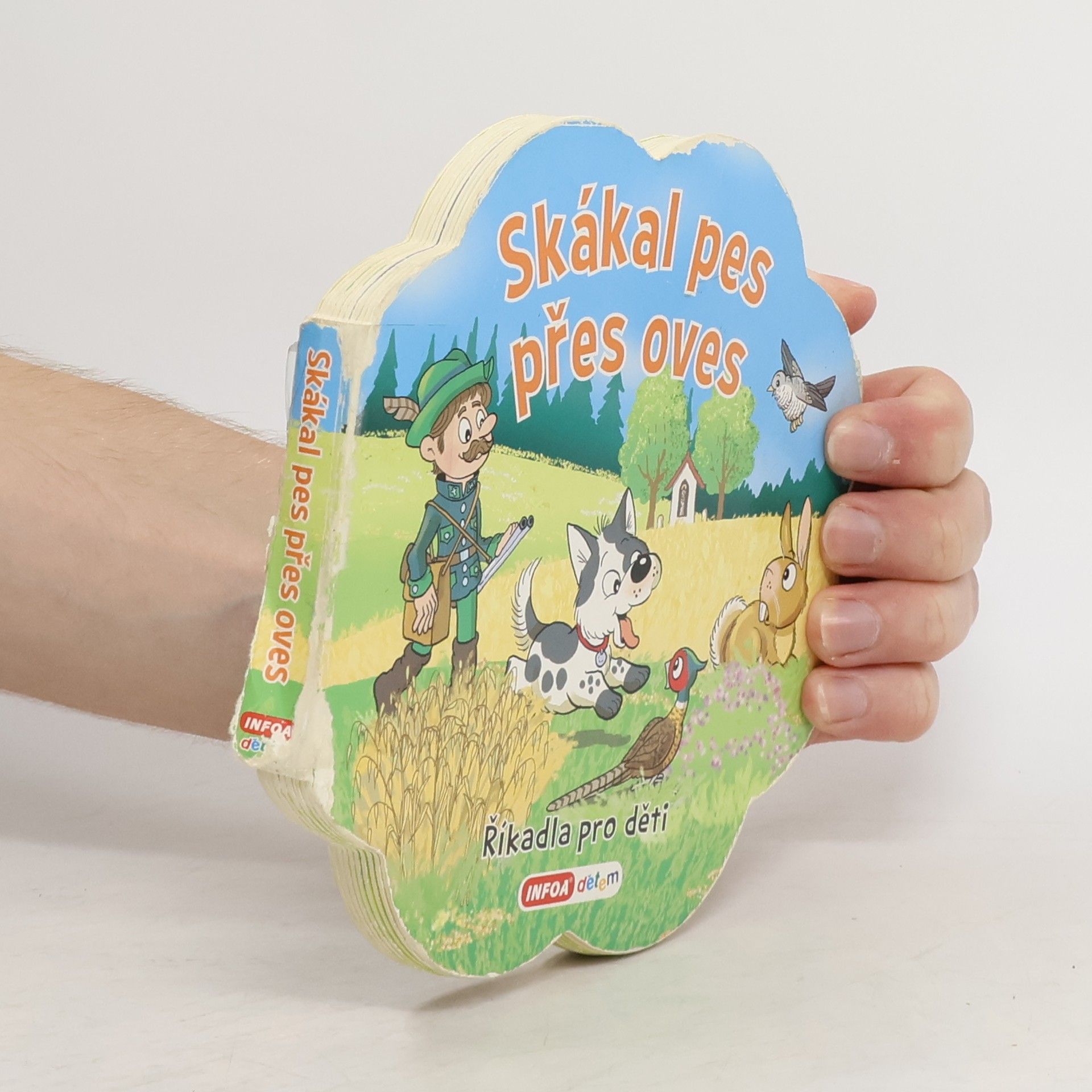 Zdeňka Študlarová Skákal pes přes oves - říkadla pro děti
