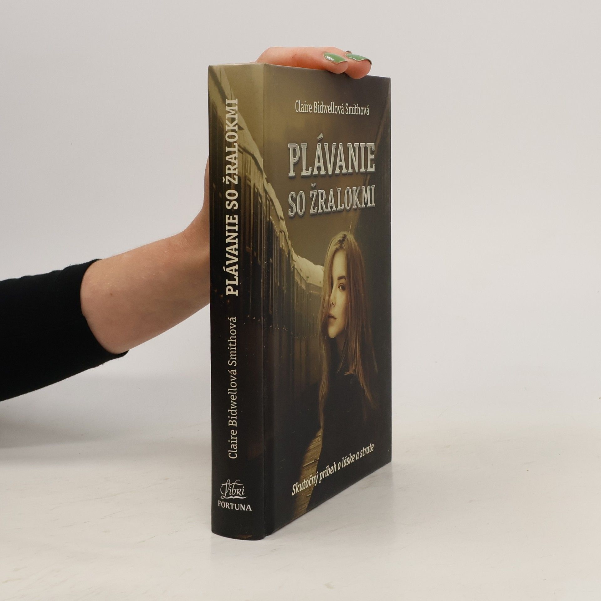Claire Bidwell Smith Plávanie so žralokmi