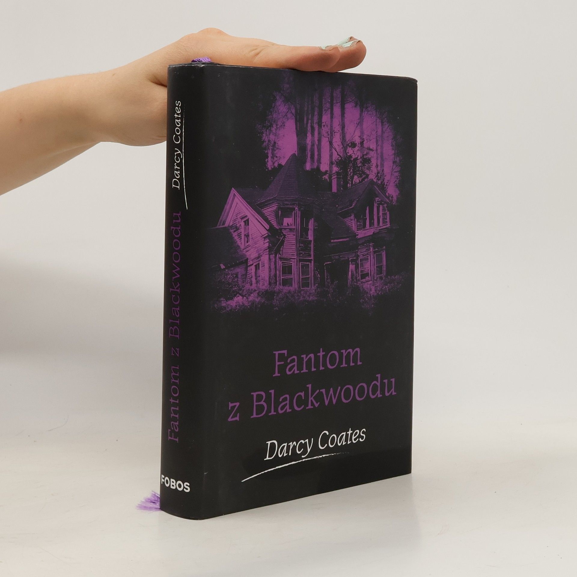 Darcy Coates Fantom z Blackwoodu