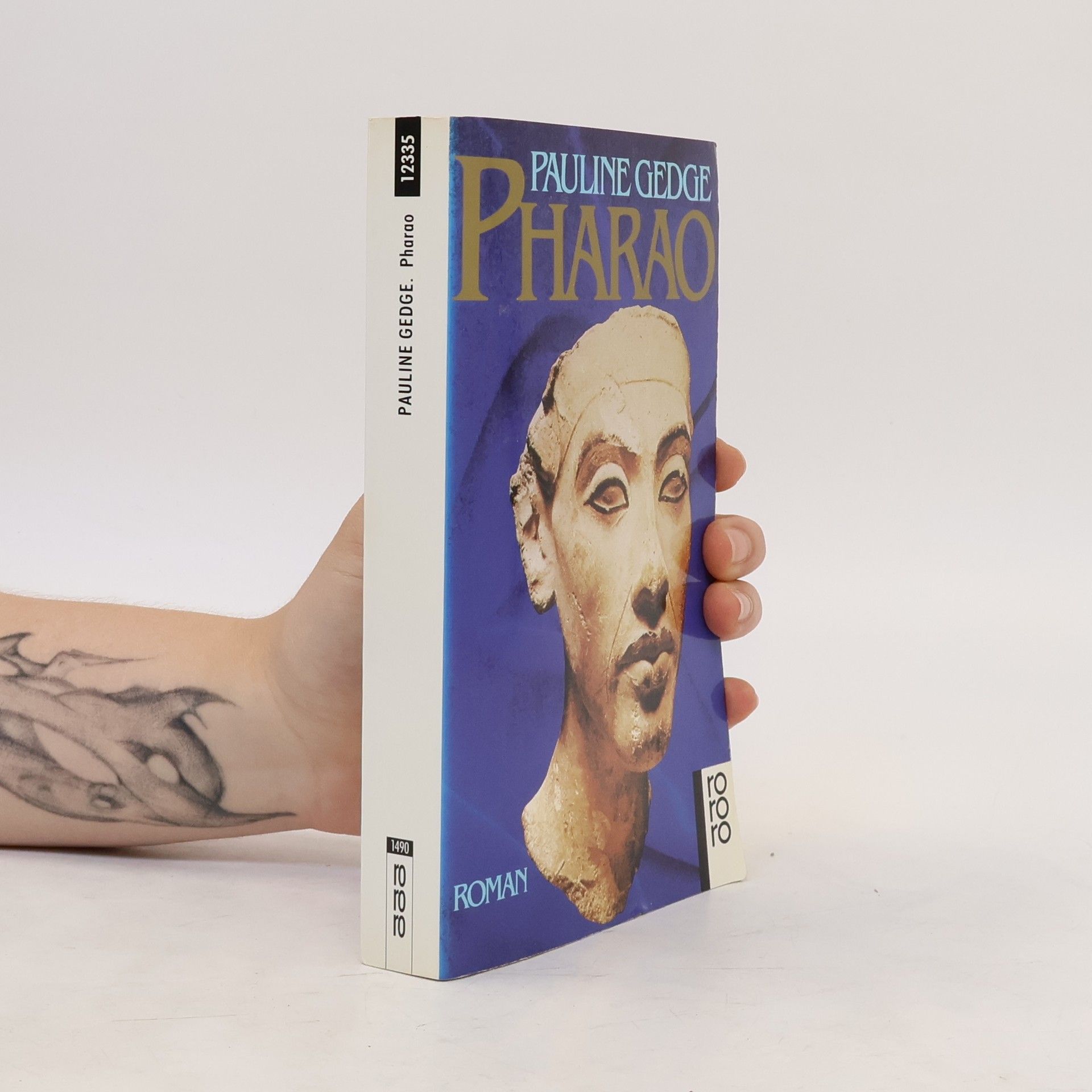 Pauline Gedge Pharao