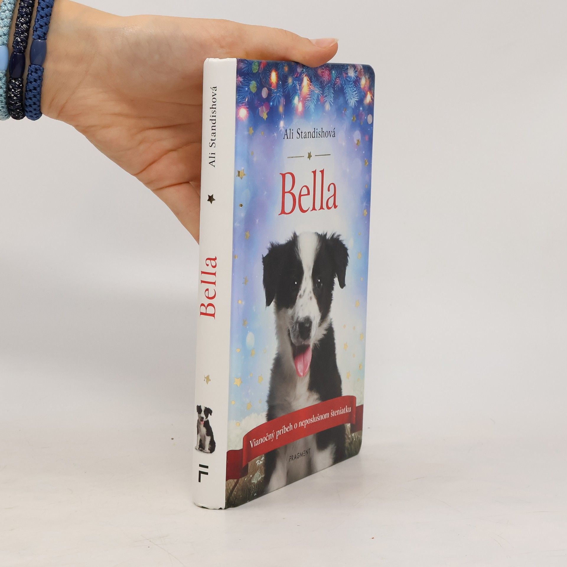 Ali Standish Bella