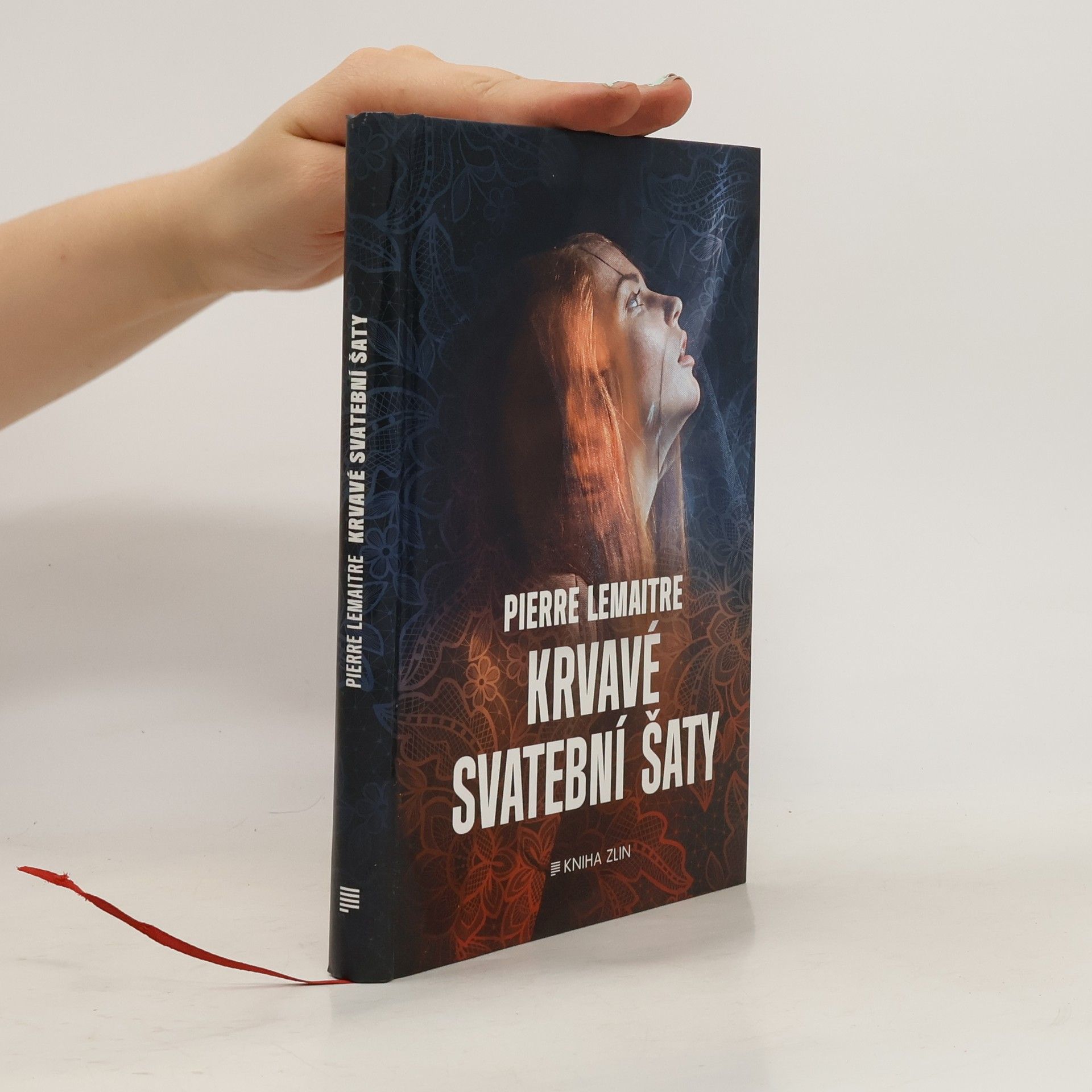 Pierre Lemaitre Krvavé svatební šaty