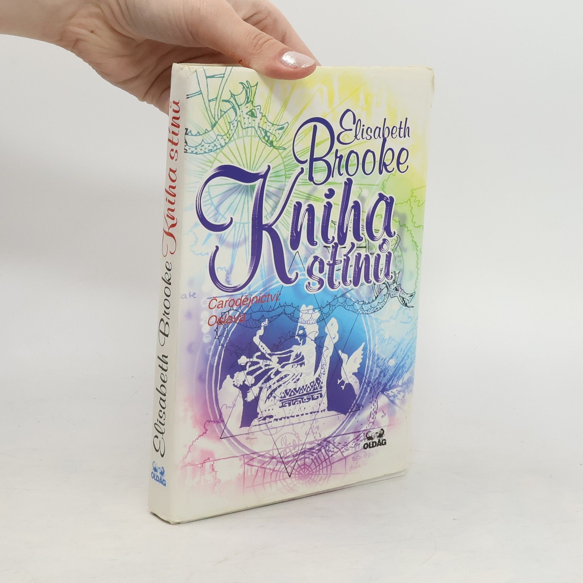 Elisabeth Brooke Kniha stínů : čarodějnictví: oslava