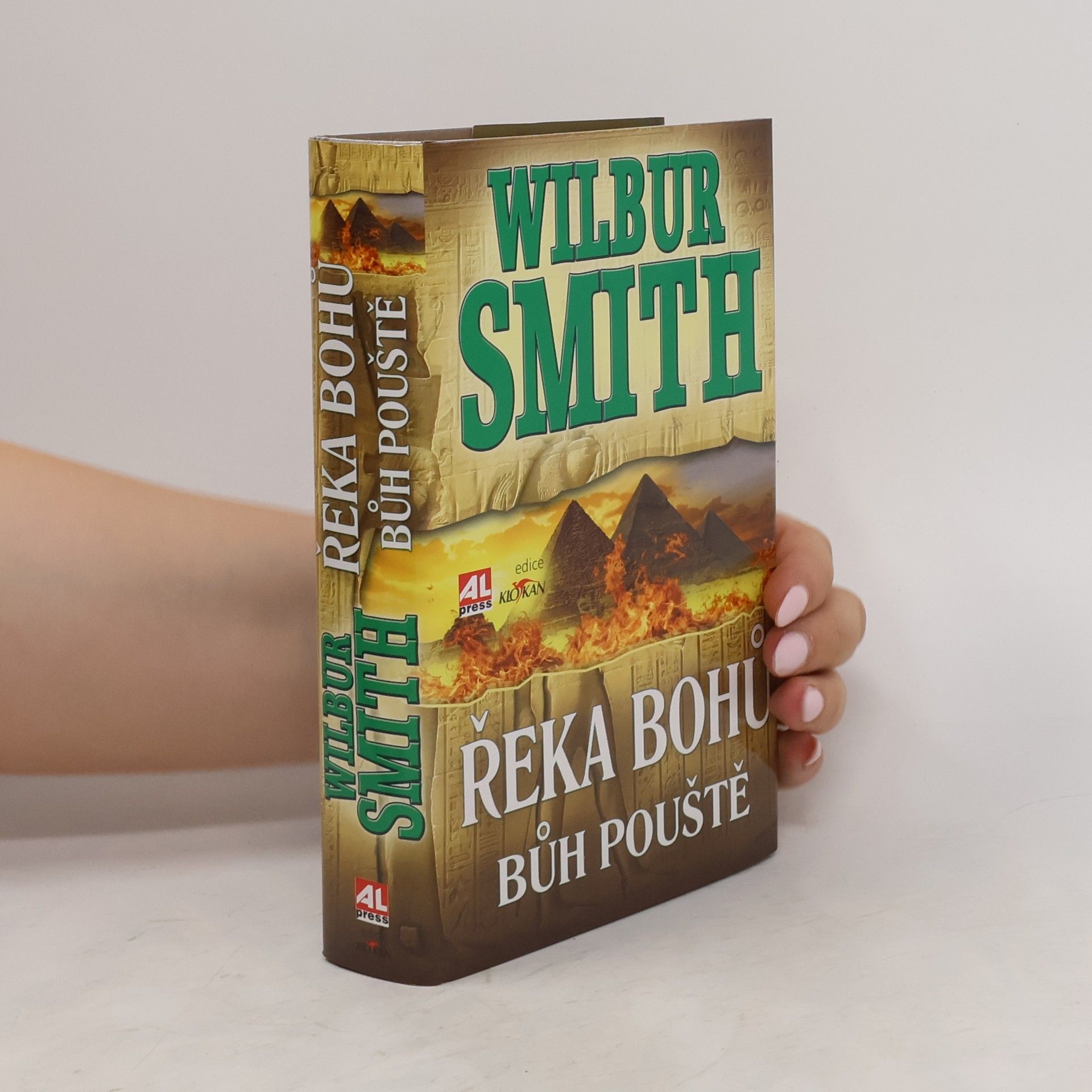 Wilbur Smith Řeka bohů. Bůh pouště