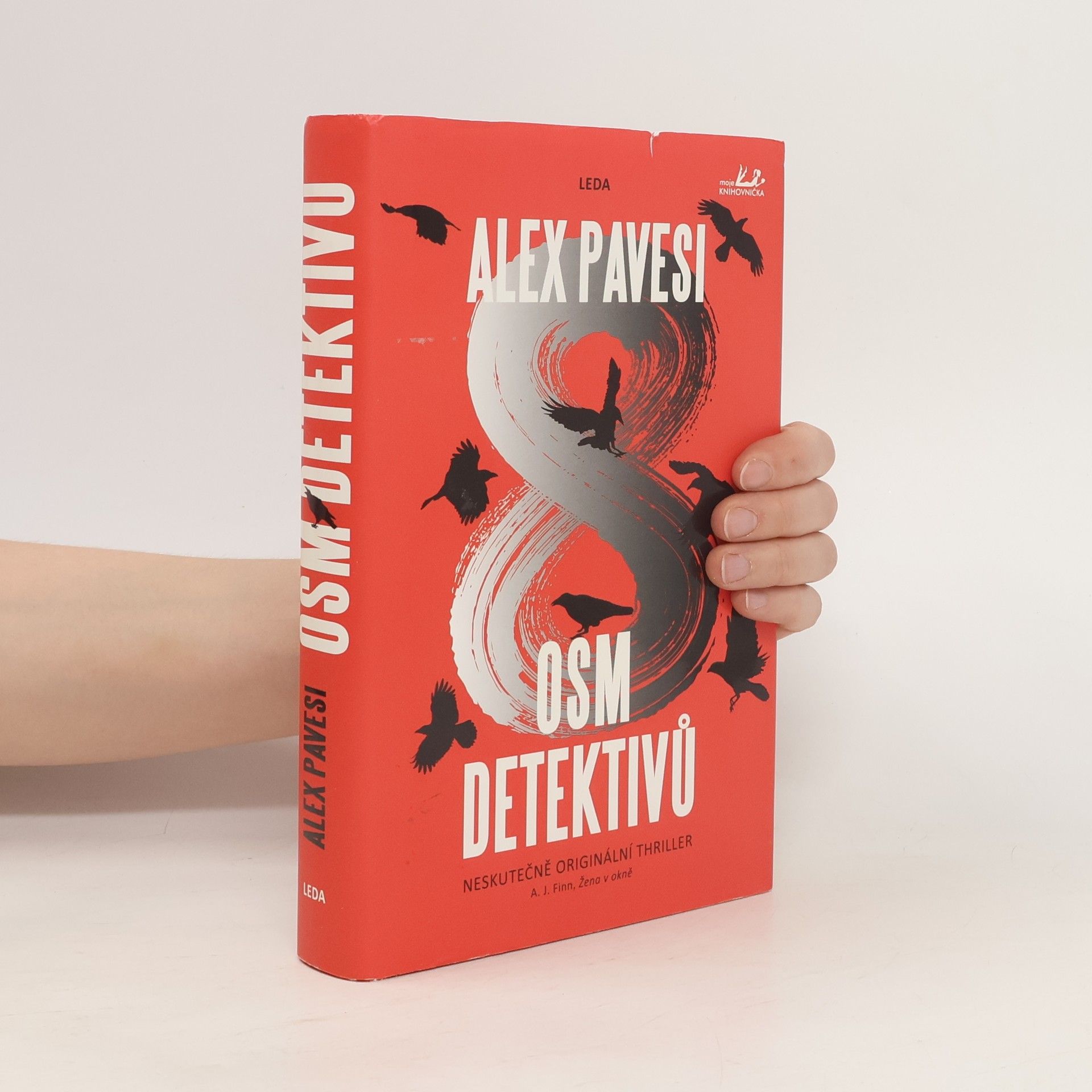 Alex Pavesi Osm detektivů
