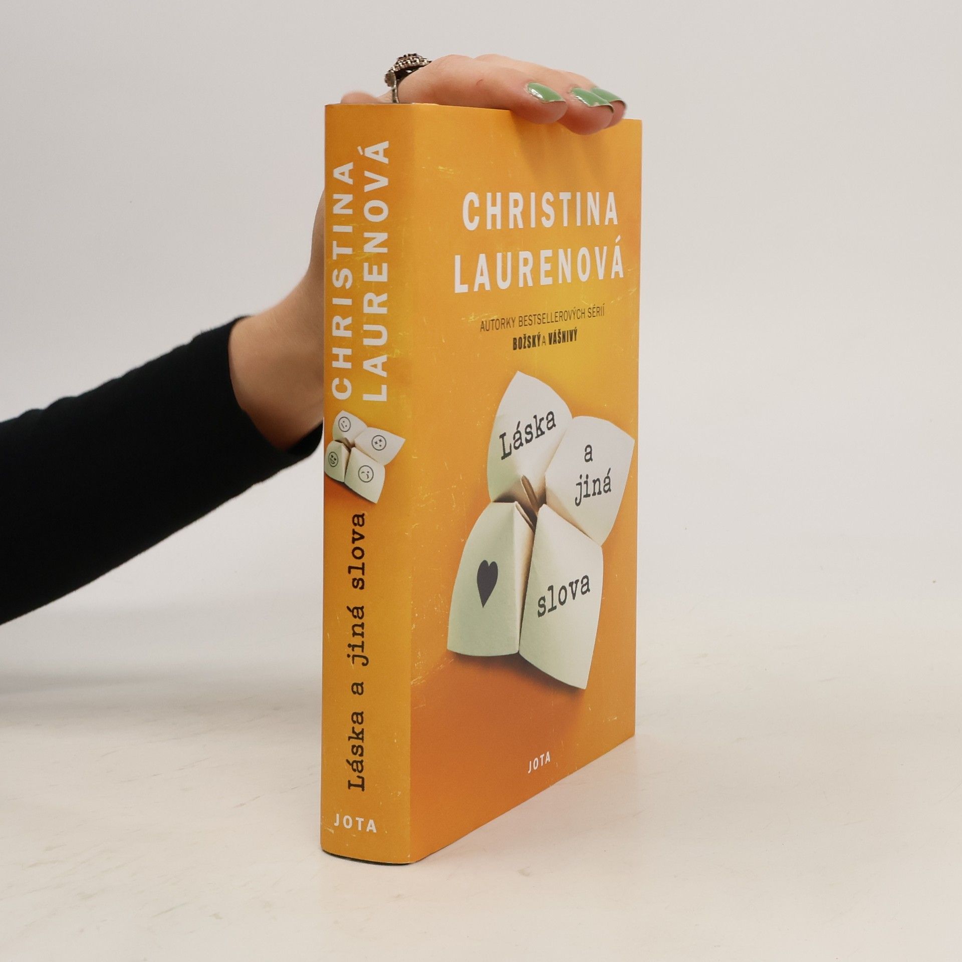 Christina Lauren Láska a jiná slova