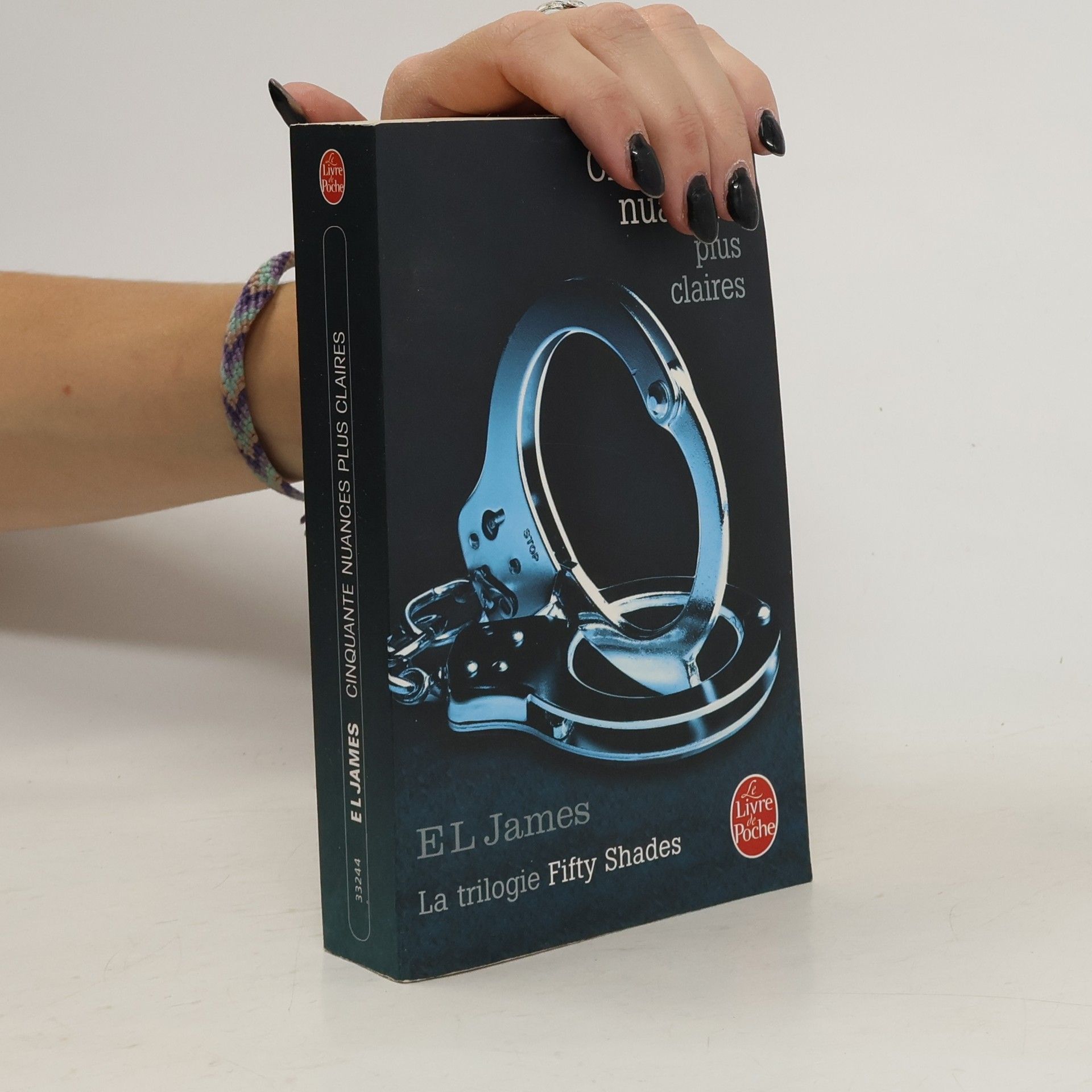 E. L. James Cinquante Nuances Plus Claires