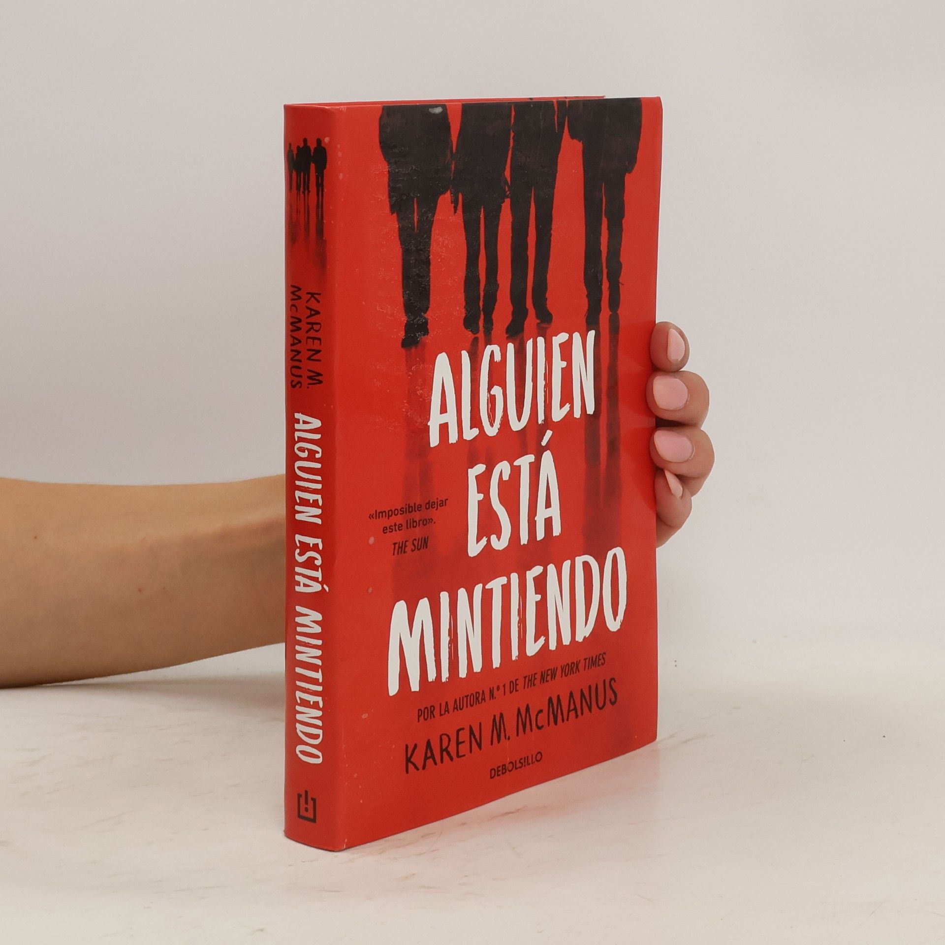 Karen M. McManus Alguien está mintiendo