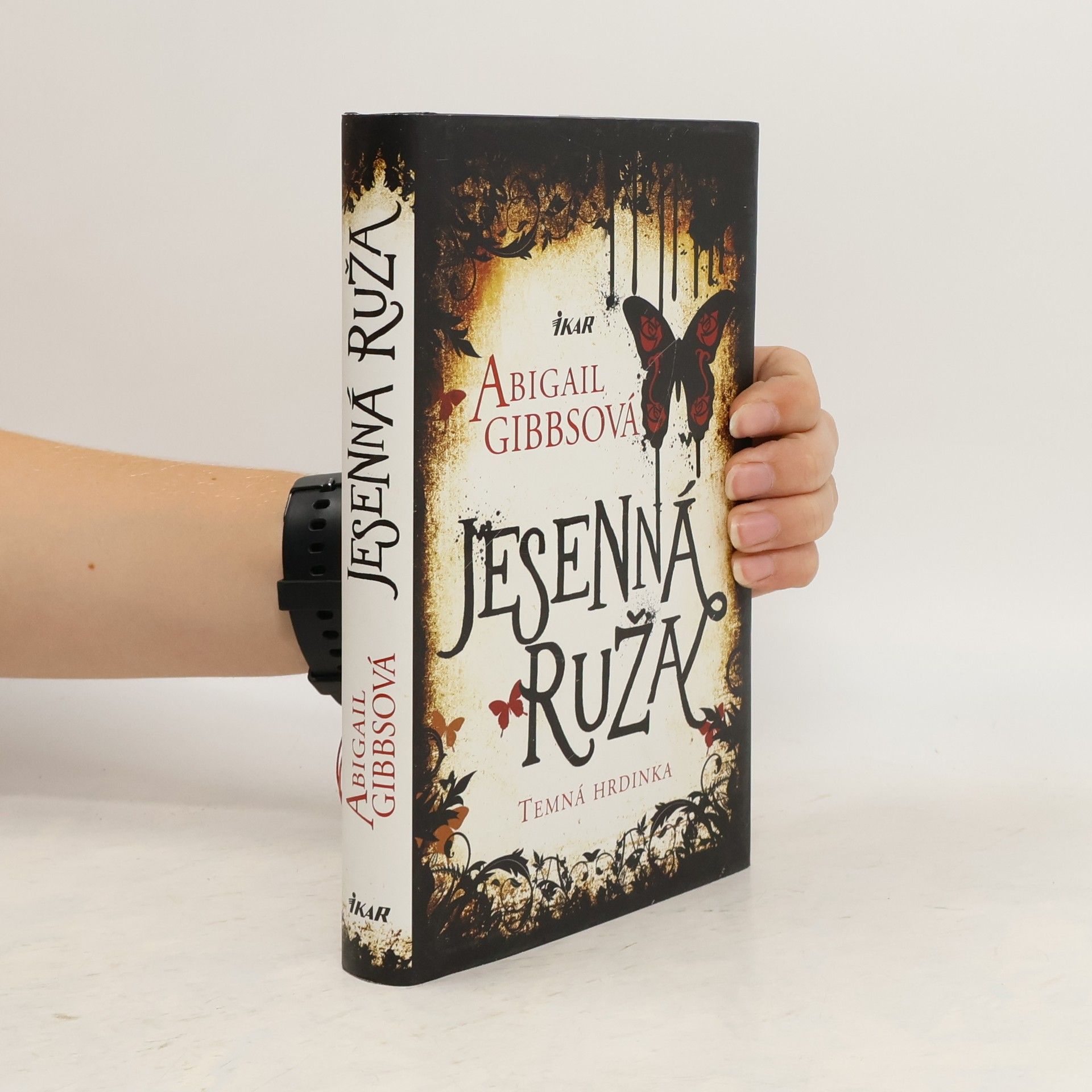 Abigail Gibbs Jesenná ruža