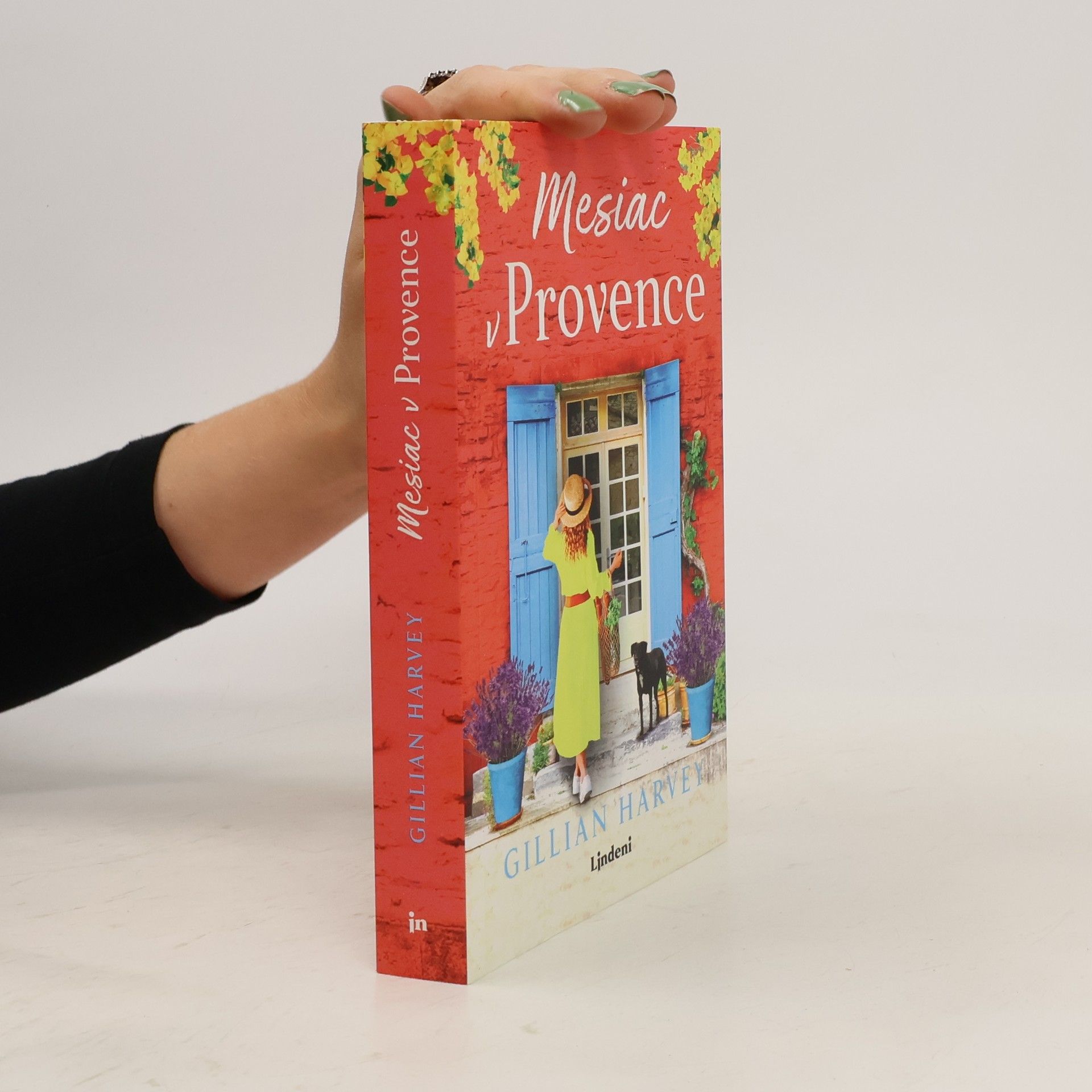 Gillian Harvey Mesiac v Provence