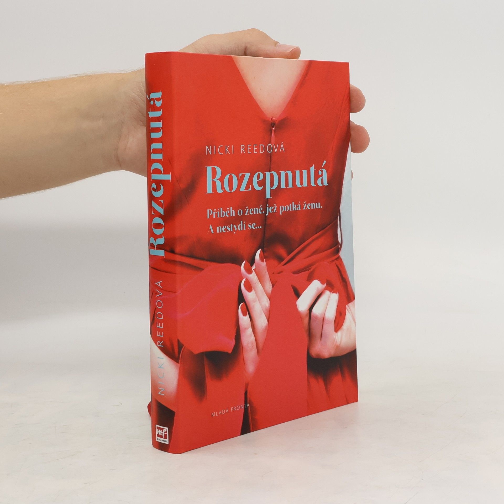 Nicole M. Reed Rozepnutá