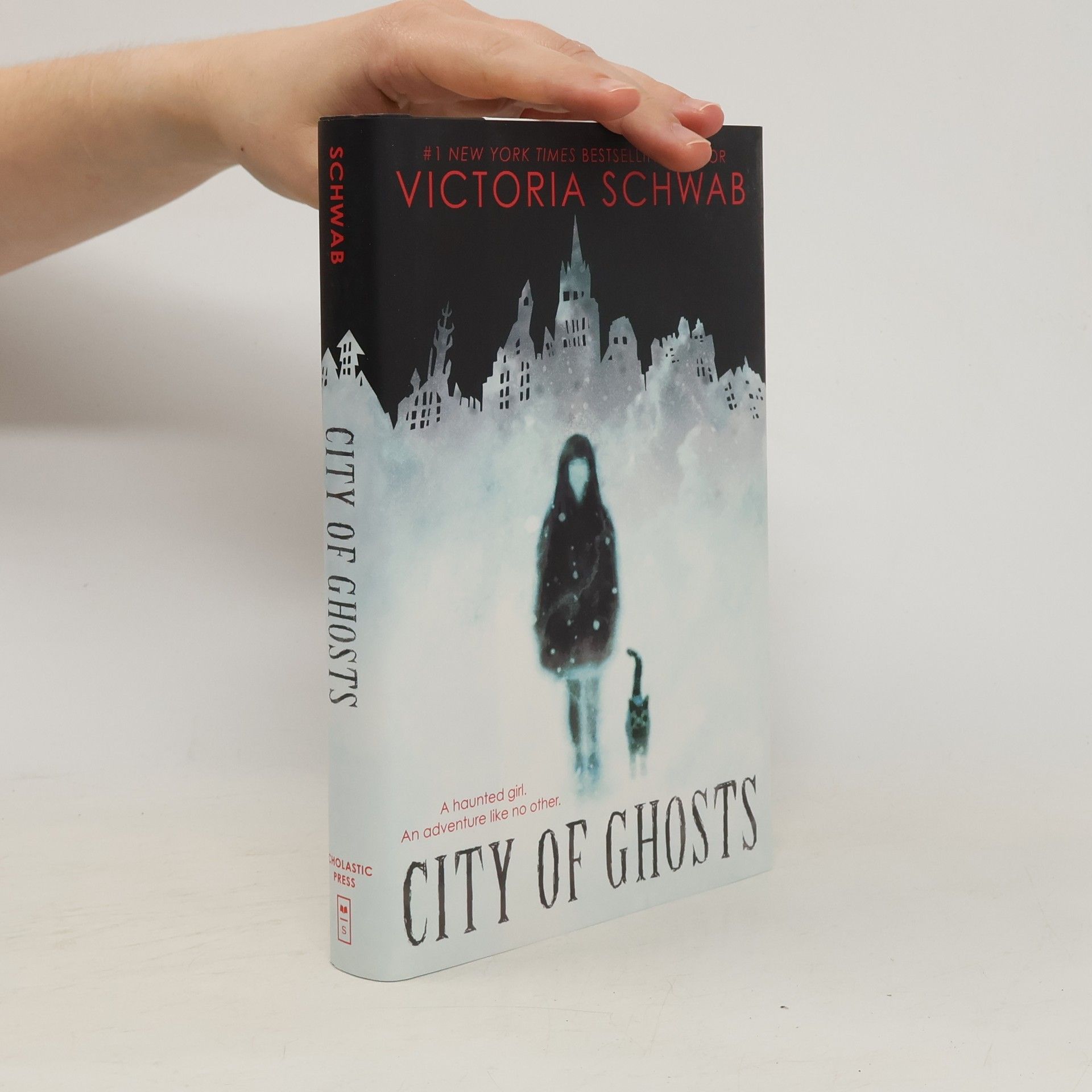 V. E. Schwab City of Ghosts