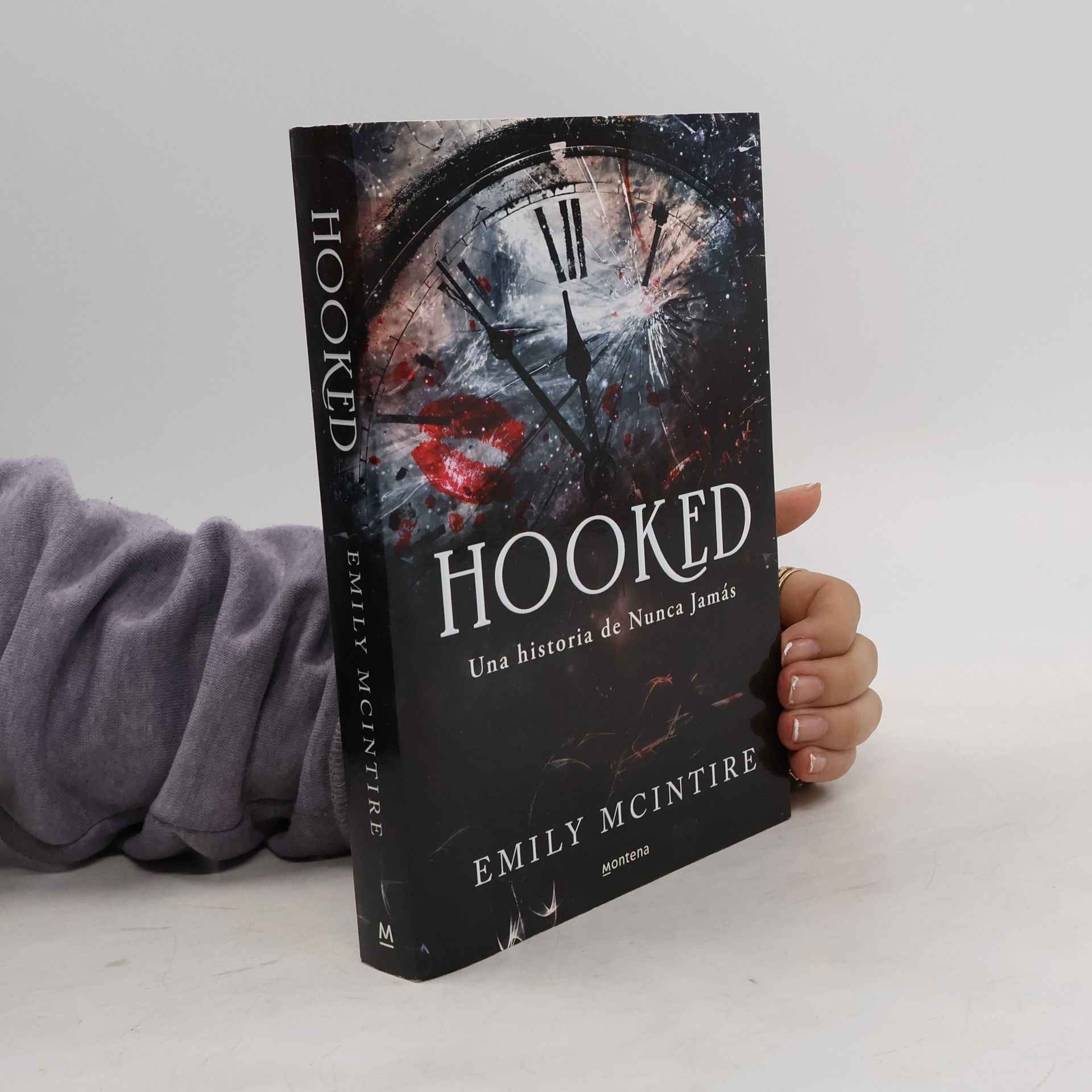 Emily McIntire Hooked. Una Historia de Nunca Jamás