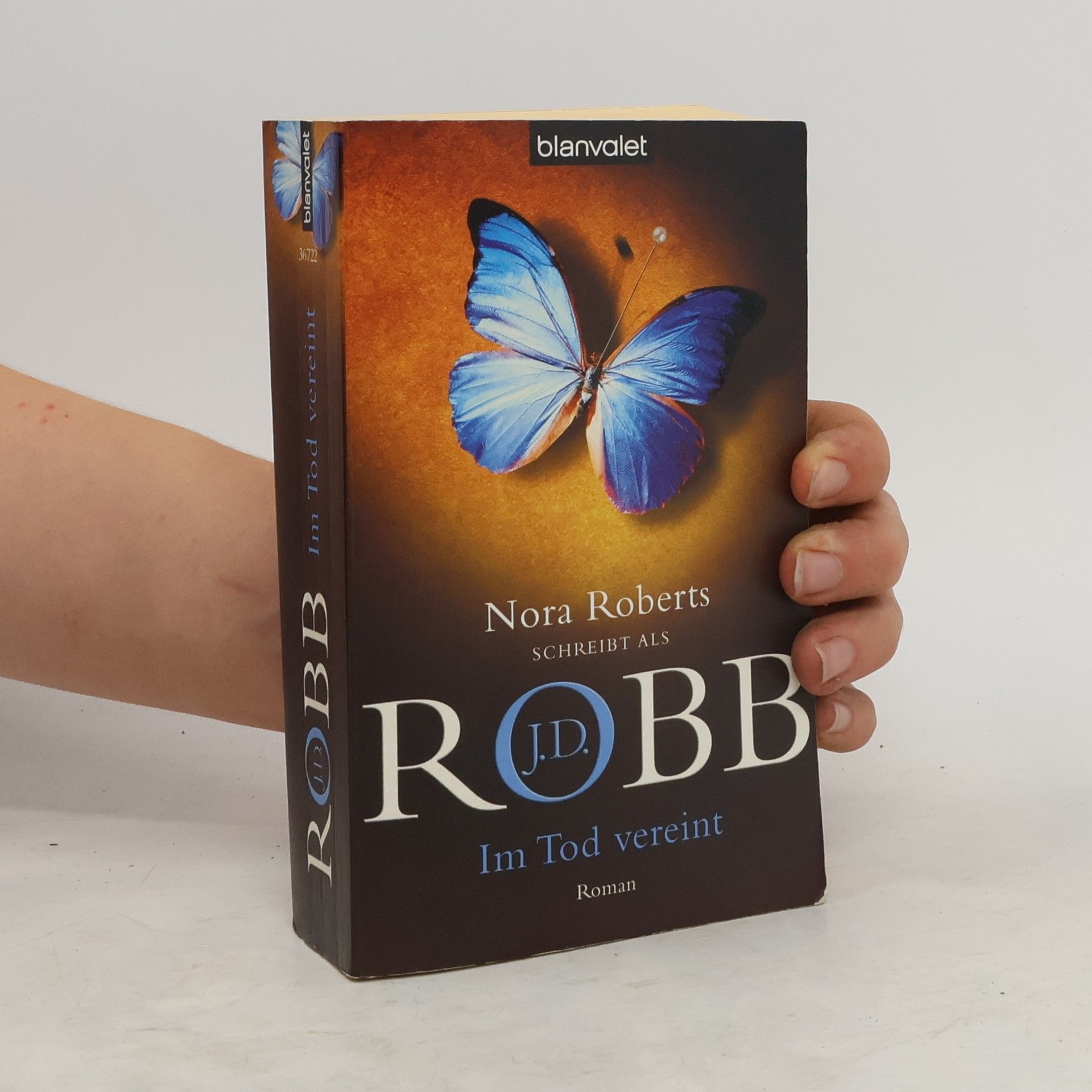 Nora Roberts Im Tod vereint