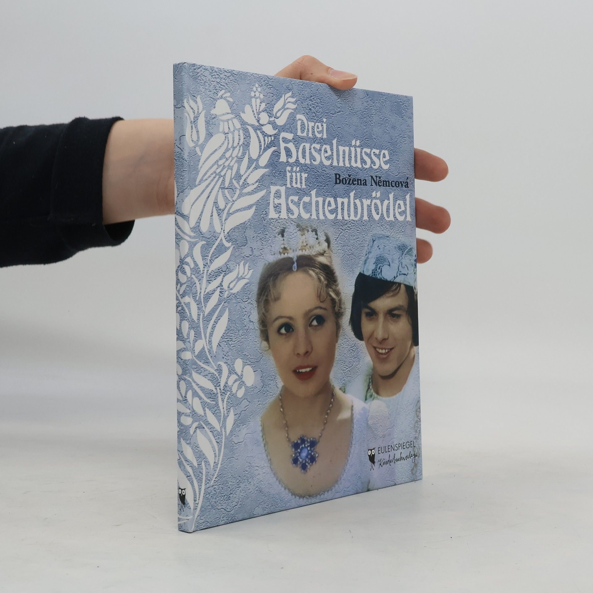 Božena Němcová Drei Haselnüsse für Aschenbrödel