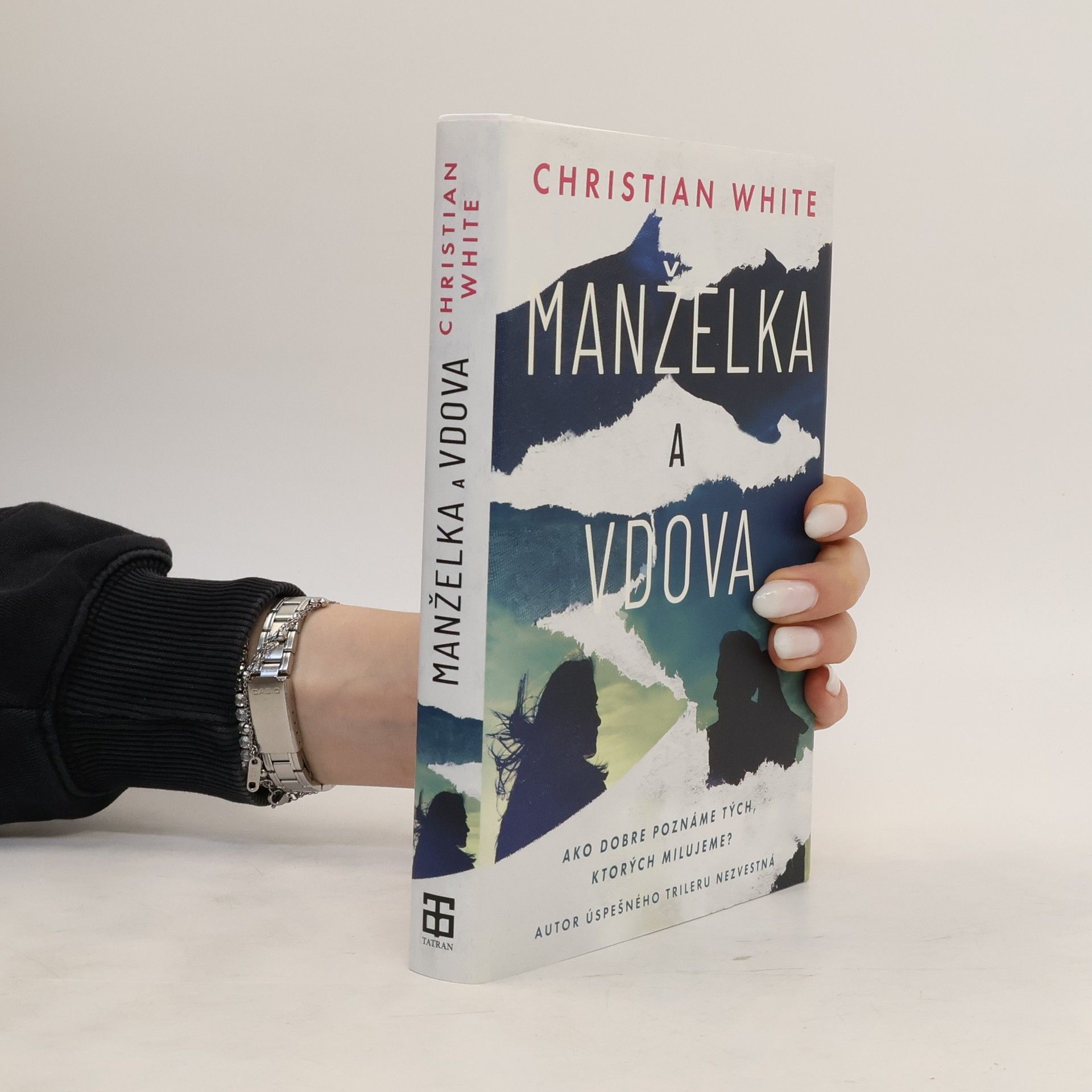 Christian White Manželka a vdova