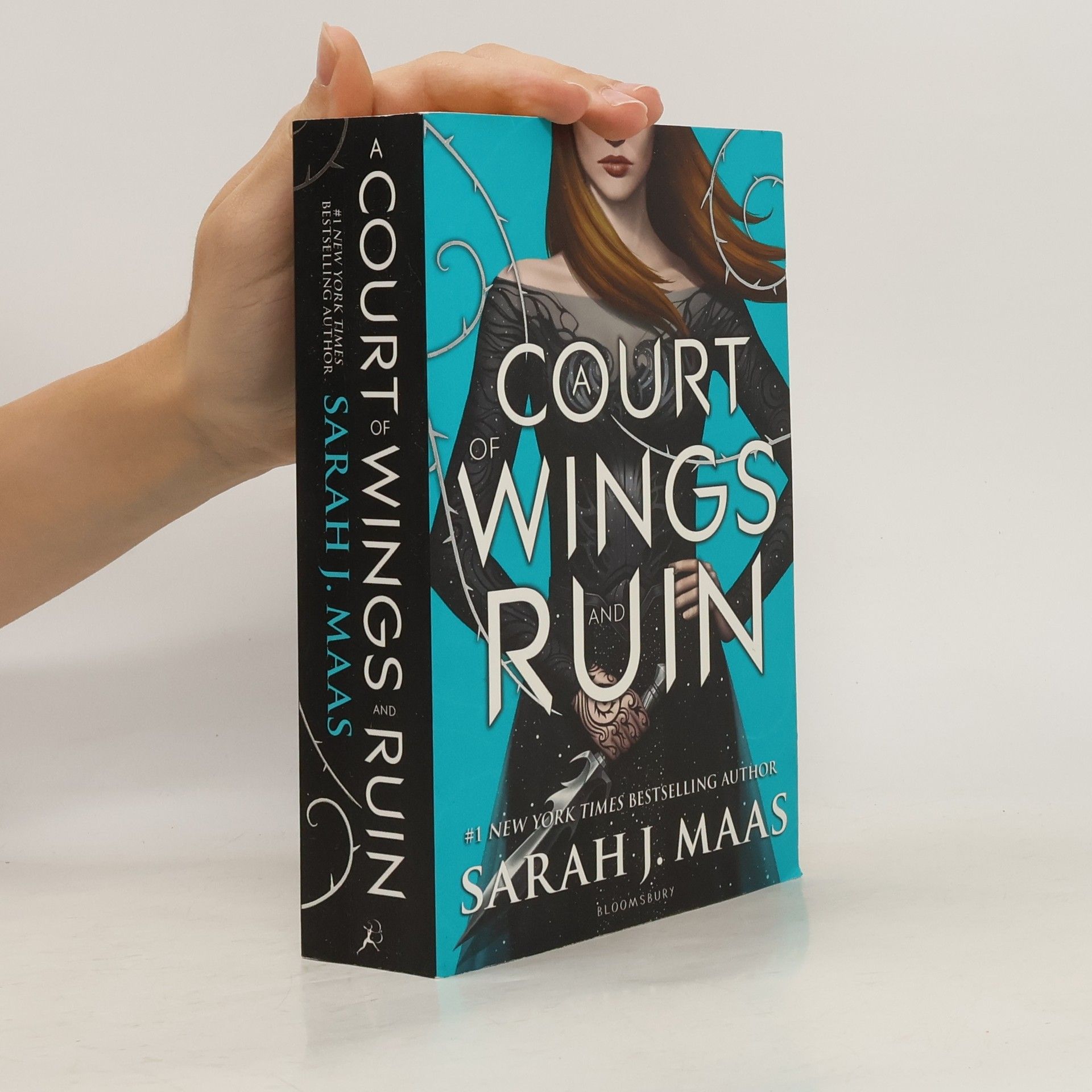 Sarah J. Maas A Court of Wings and Ruin