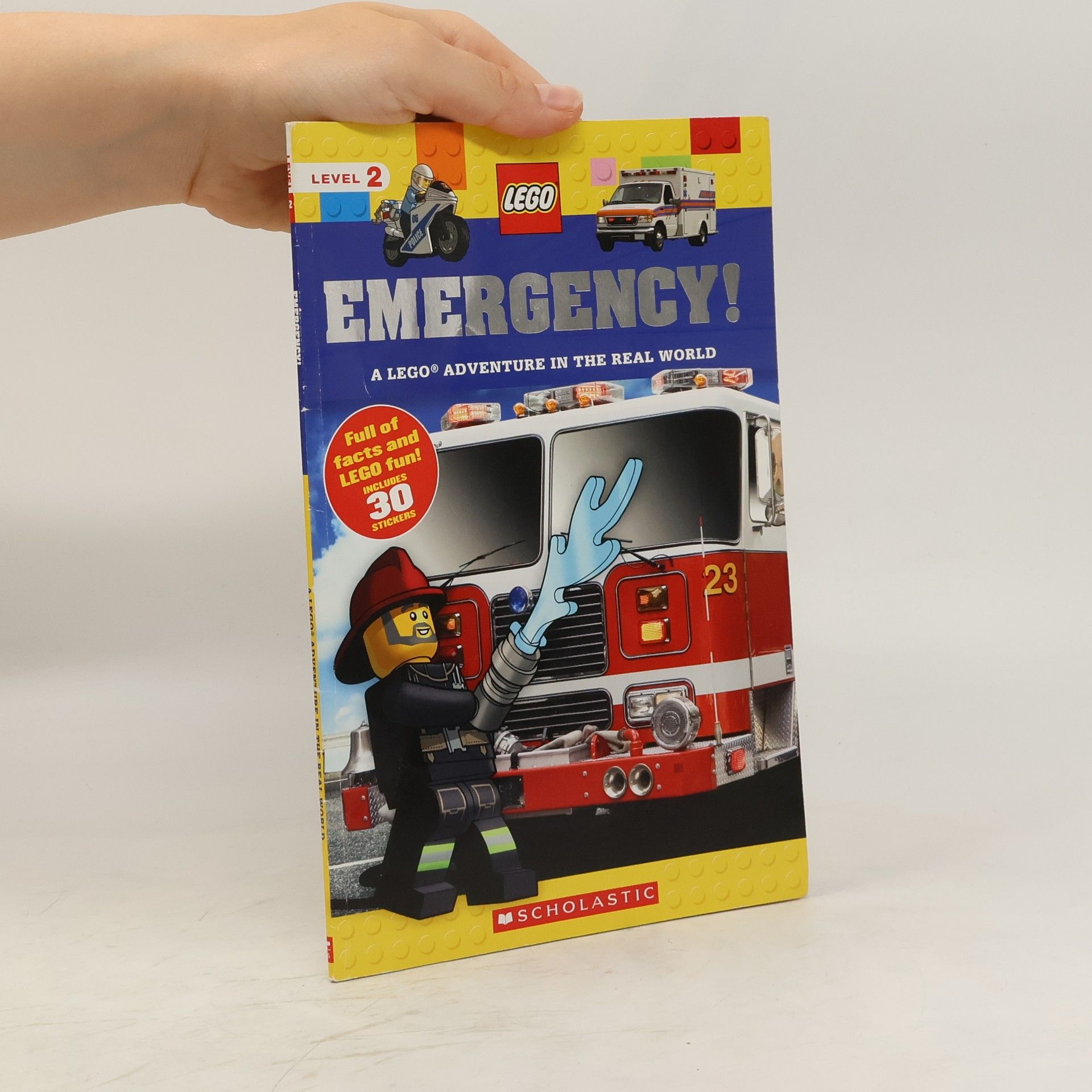 Penelope Arlon Emergency! (LEGO Nonfiction)